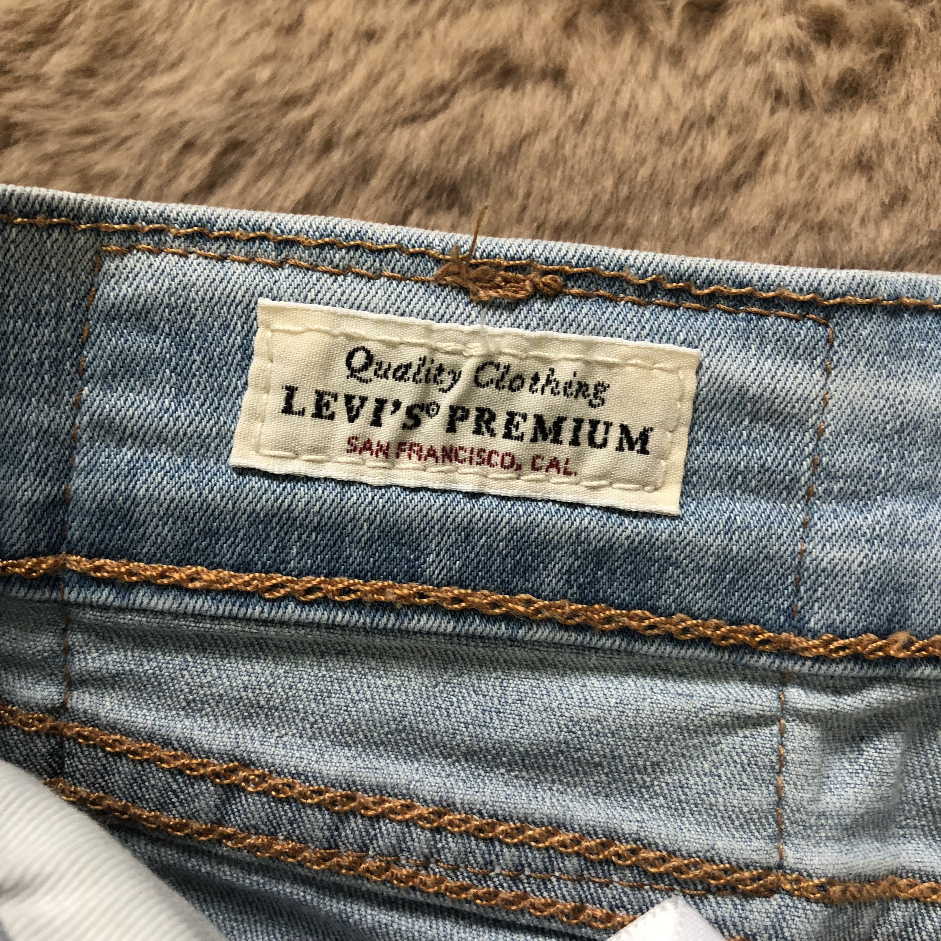 Levi's TRASHED LEVIS BIG E LIGHT WASH DENIM PANTS #6796-88 Size US 36 / EU 52 - 12 Thumbnail