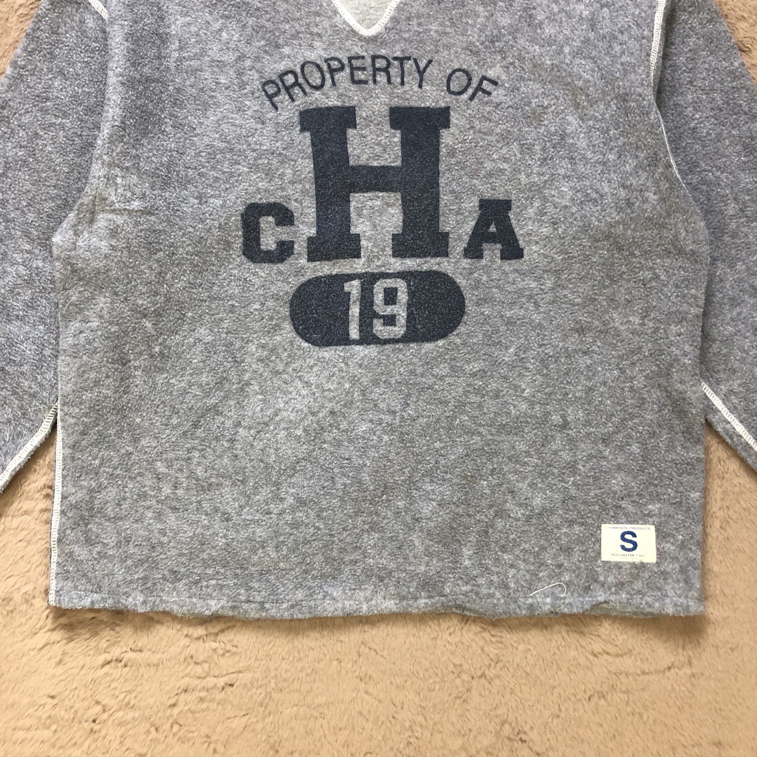 Champion CHAMPION PRODUCTS PROPERTY OF CHA BIG LOGO FLEECE #6797-88 Size US S / EU 44-46 / 1 - 4 Thumbnail