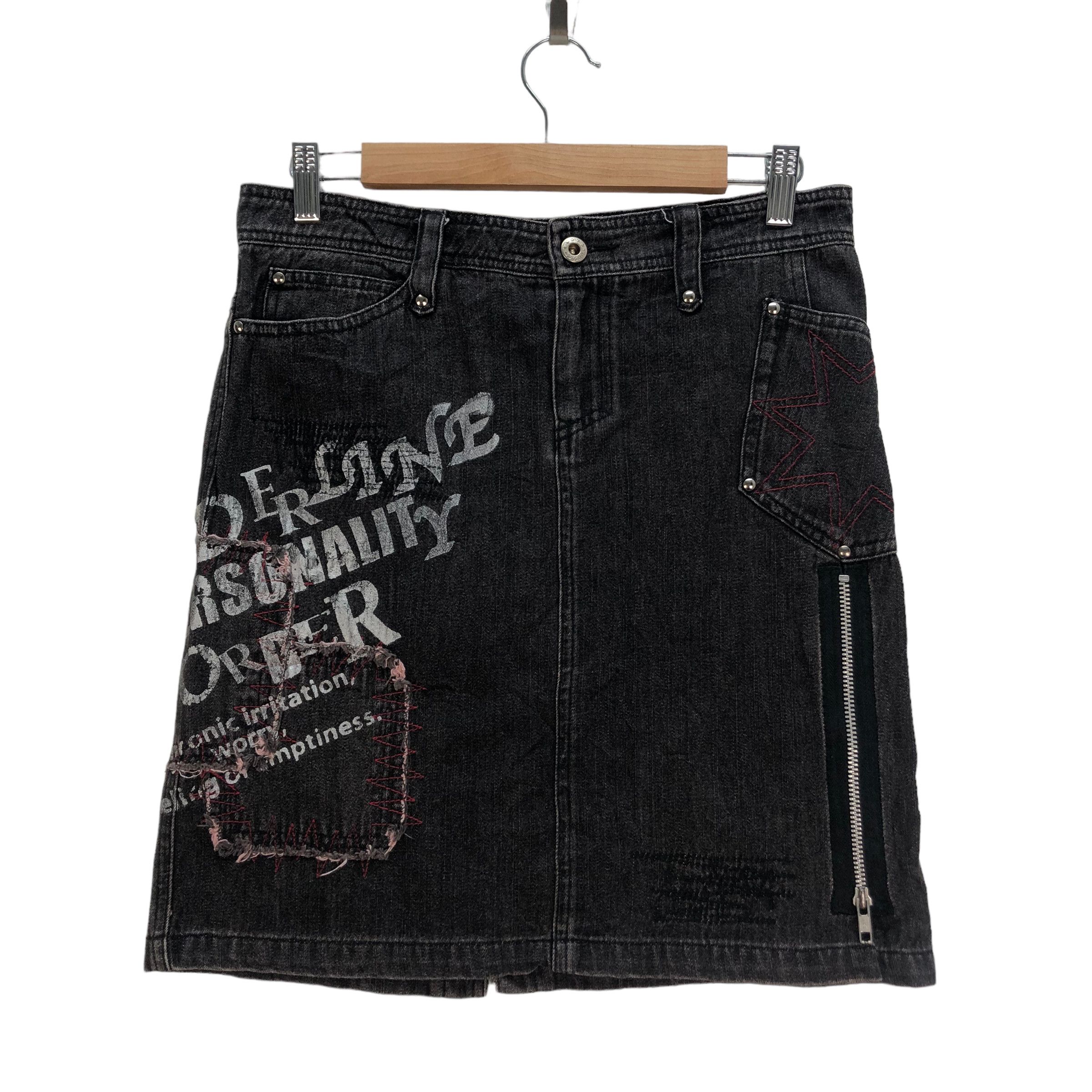 Japanese Brand BA-TSU CLUB DECONSTRUCTED JEANS MINI SKIRTS #6800-88 Size 31" - 1 Thumbnail