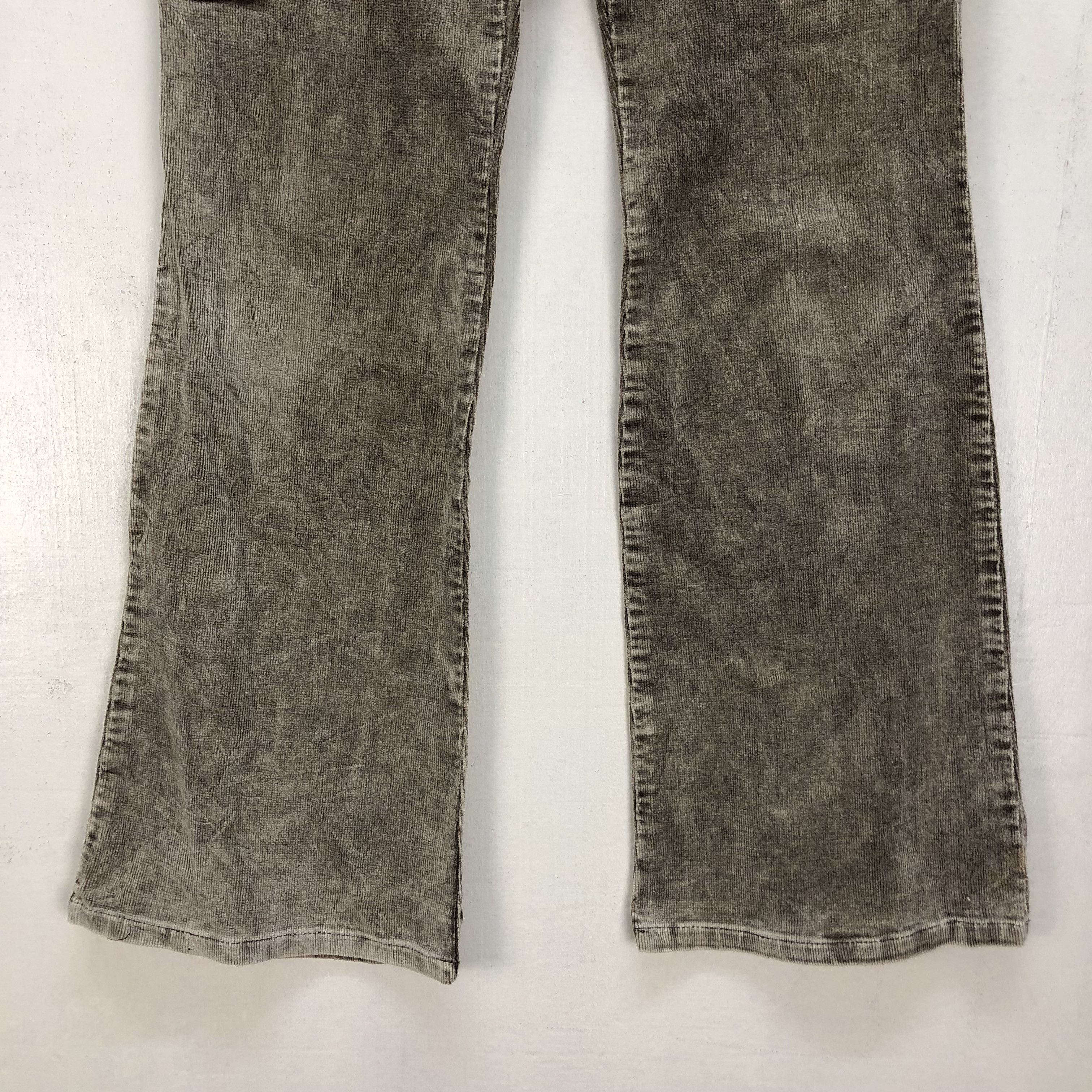Japanese Brand FLARE ARMY OF NO MULTIPOCKET CARGO PANTS #6804-88 Size 30" / US 8 / IT 44 - 6 Thumbnail