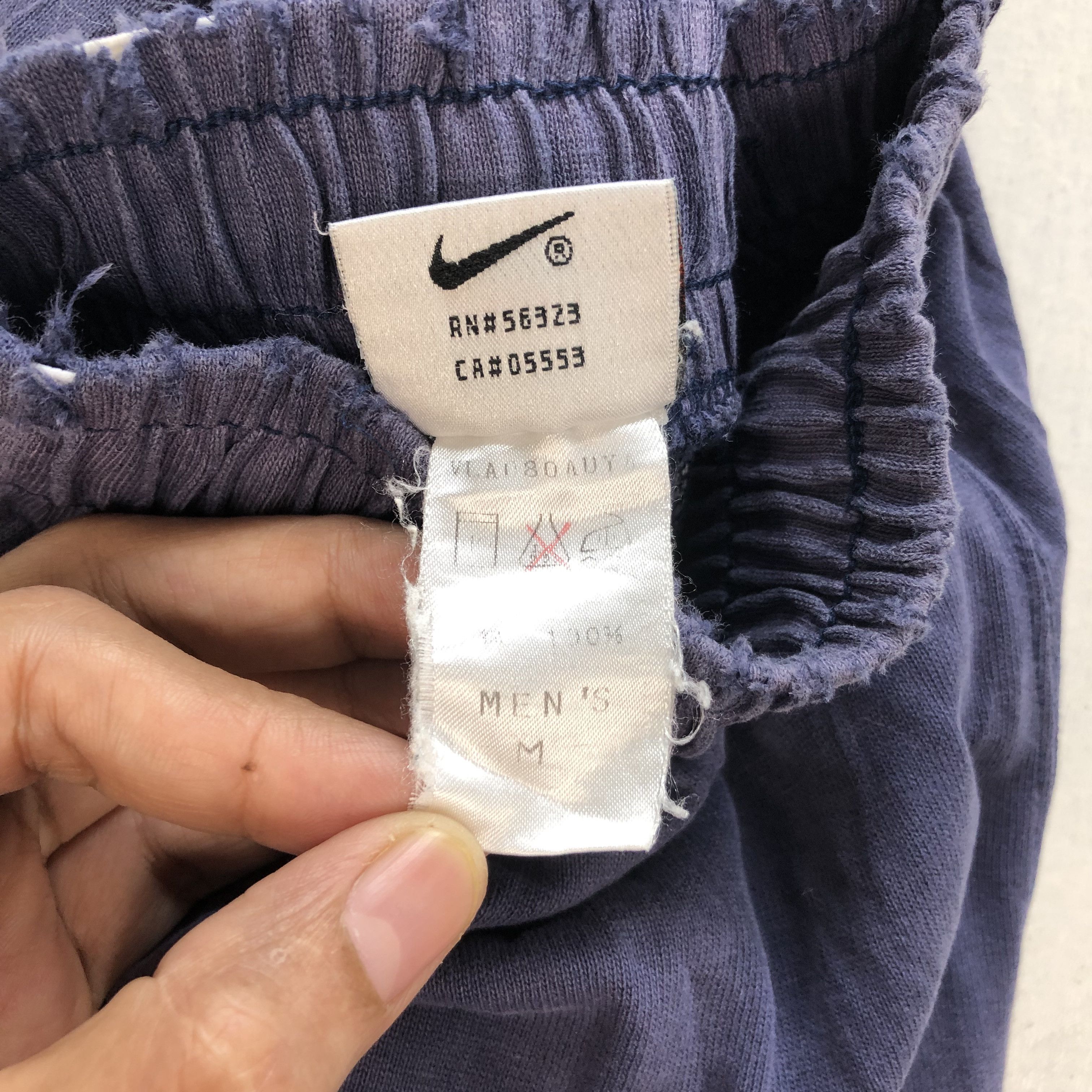 Nike TRASHED NIKE SHORTS PANT #6803-88 Size US 30 / EU 46 - 8 Thumbnail