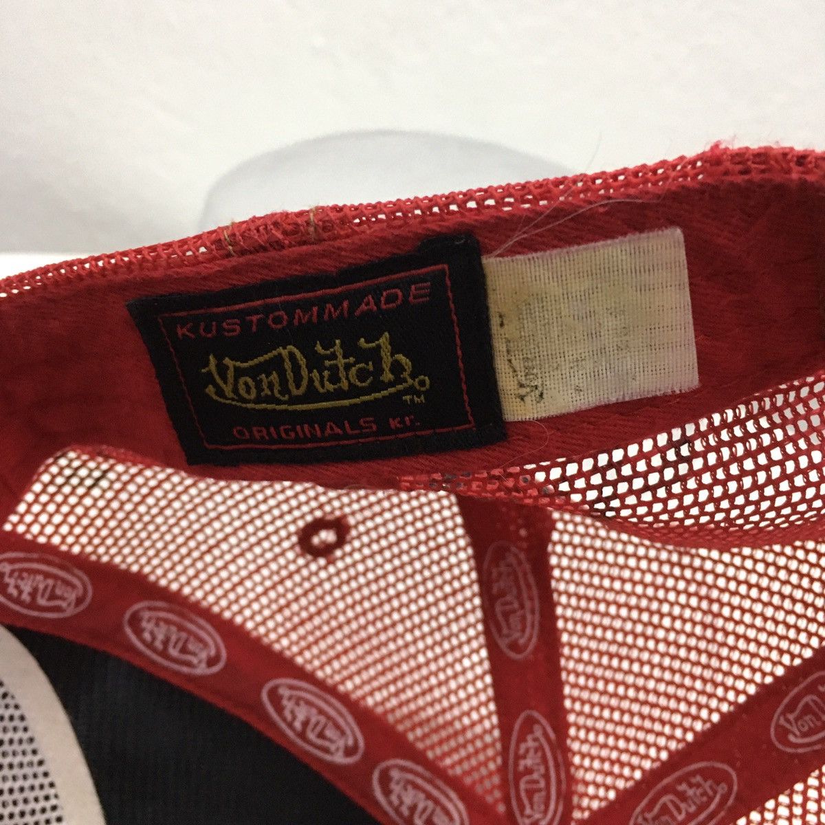 Von Dutch Rare Von Dutch Trucker Cap Mesh Distressed Design Snapback Size ONE SIZE - 7 Thumbnail