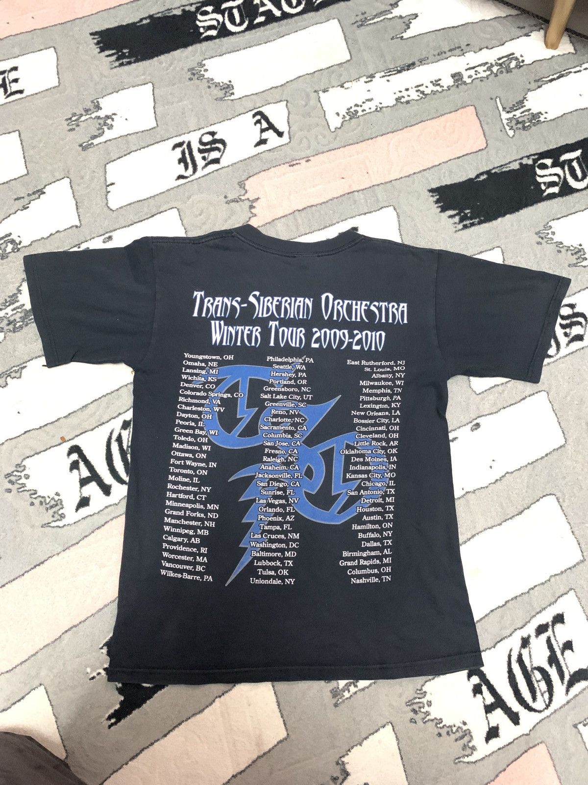 Band Tees Vintage Y2K 2009 Trans Siberian Orchestra Tour Tshirt Size US S / EU 44-46 / 1 - 4 Thumbnail