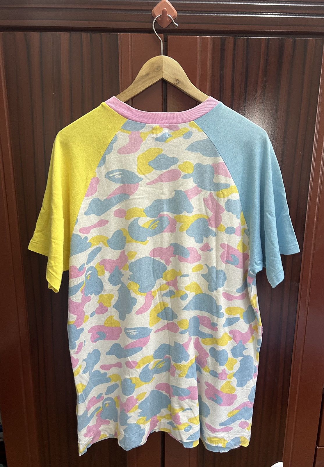 Bape A BATHING APE Cotton Candy Camo Raglan T-shirts Size US L / EU 52-54 / 3 - 2 Thumbnail