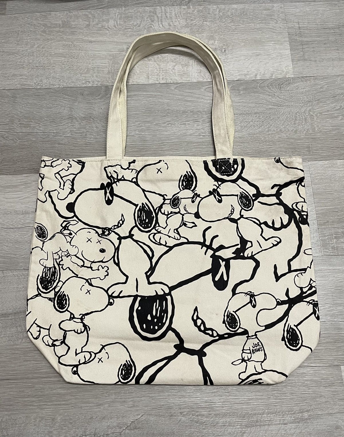 Kaws tote bag discount black