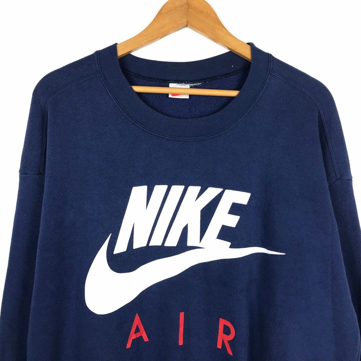 Nike vintage nike air swoosh big logo jumper pullover sweatshirt Size US L / EU 52-54 / 3 - 2 Thumbnail