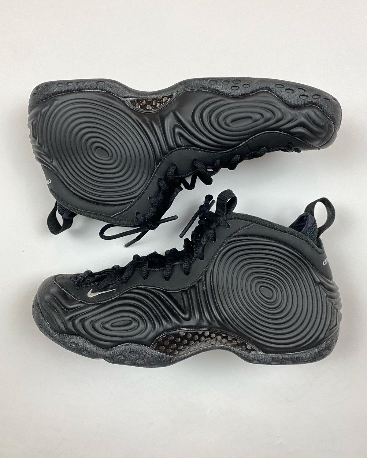 comme des garcons nike tent