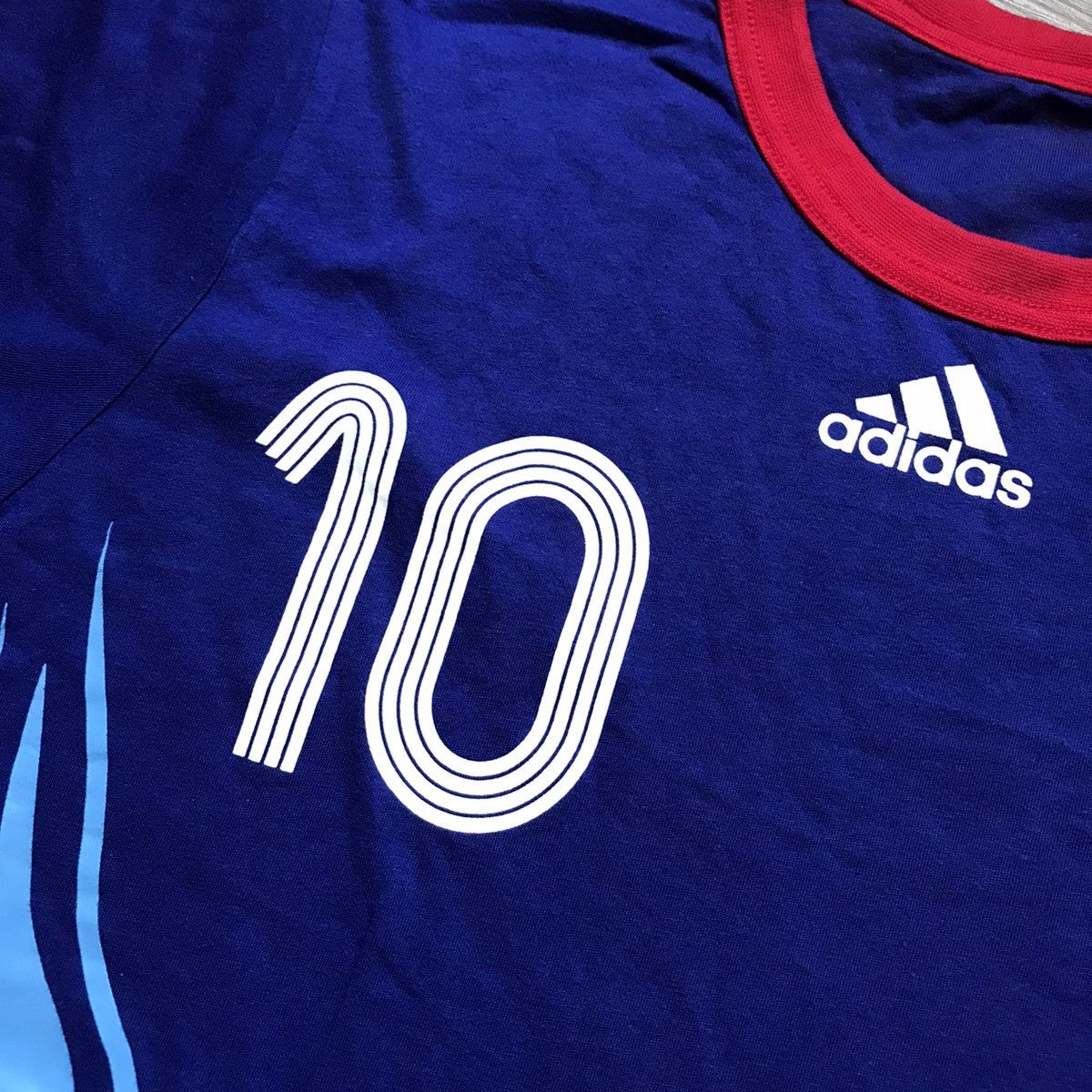 Adidas × Japanese Brand × Vintage VINTAGE 2007 REVERSIBLE JFA T-SHIRT NO 10 BY ADIDAS / KIRIN Size US L / EU 52-54 / 3 - 3 Thumbnail