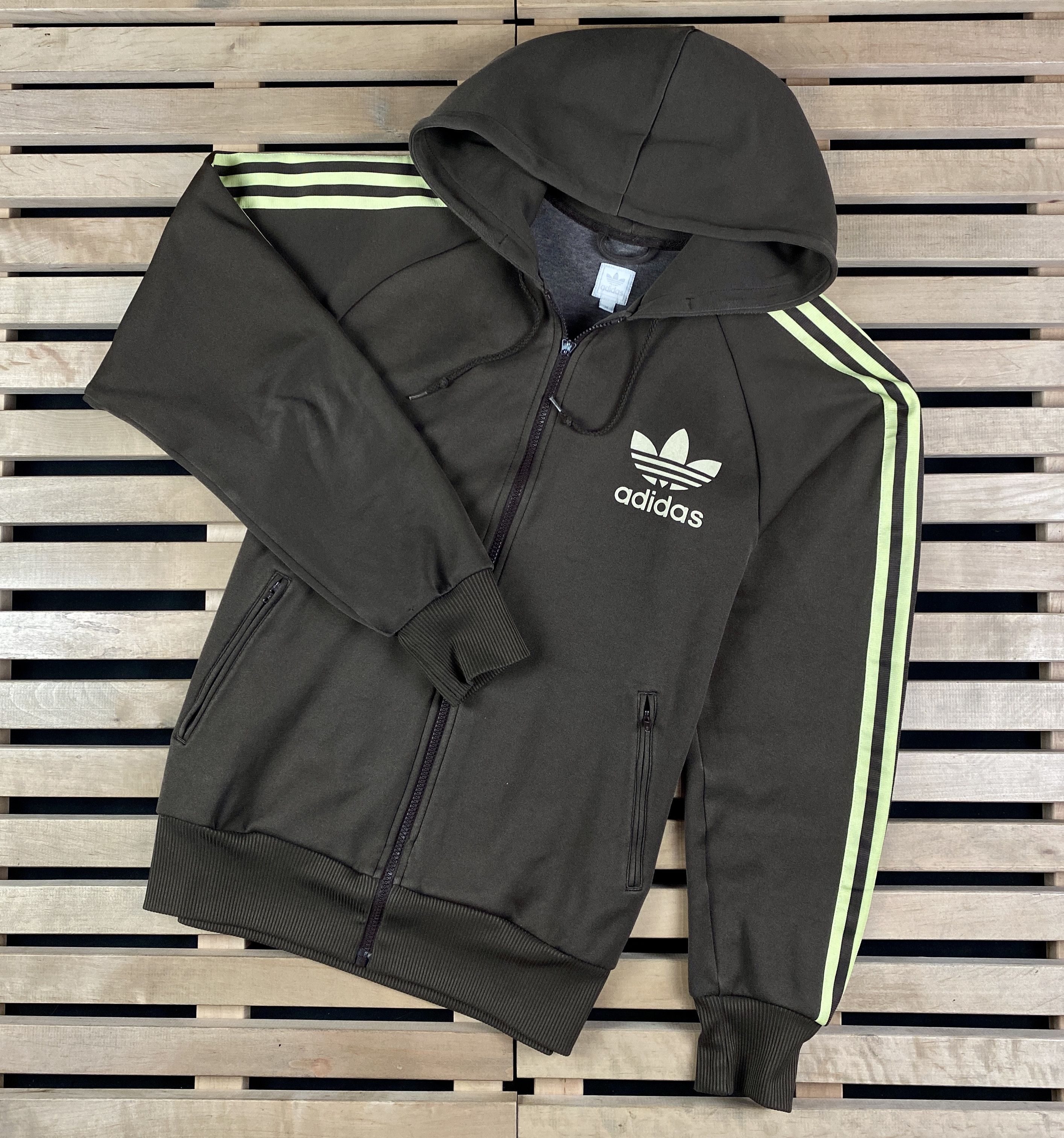 90s⚽️adidas トラックジャケット刺繍 DER BOMBER GM 13 - メルカリ