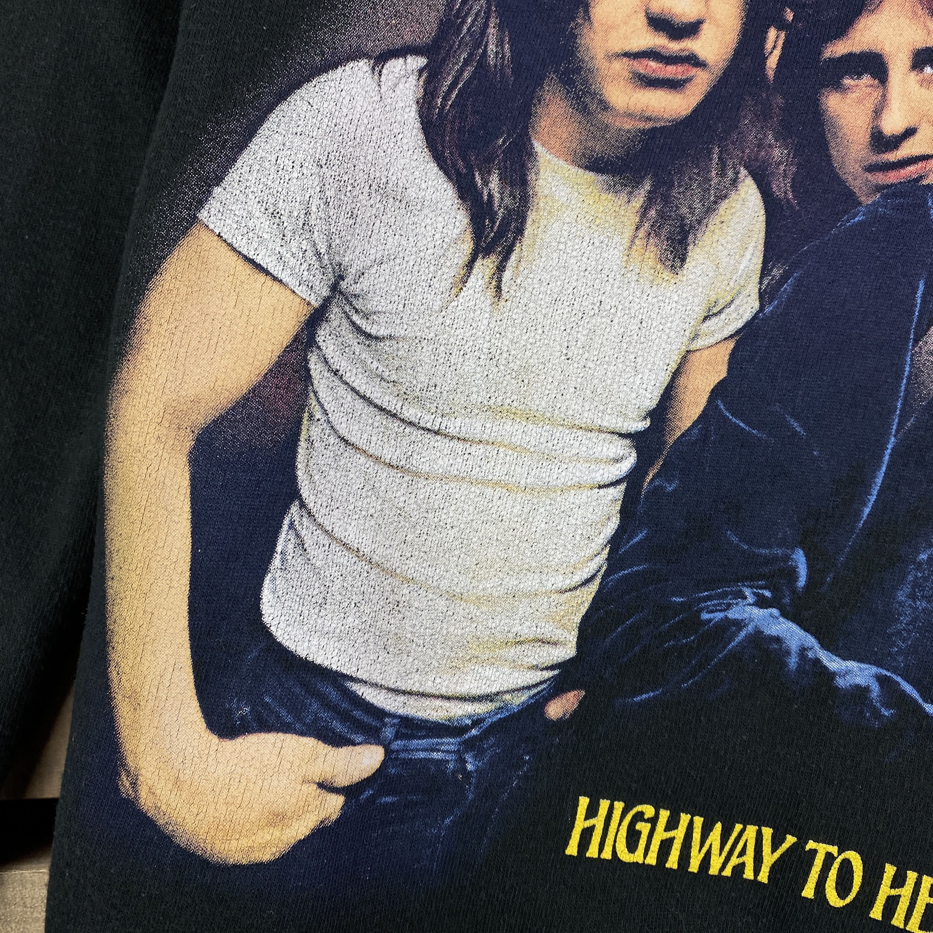AC/DC × Band Tees × Vintage Men’s Hoodies AC/DC Vintage Big Logo Size M Size US M / EU 48-50 / 2 - 4 Thumbnail