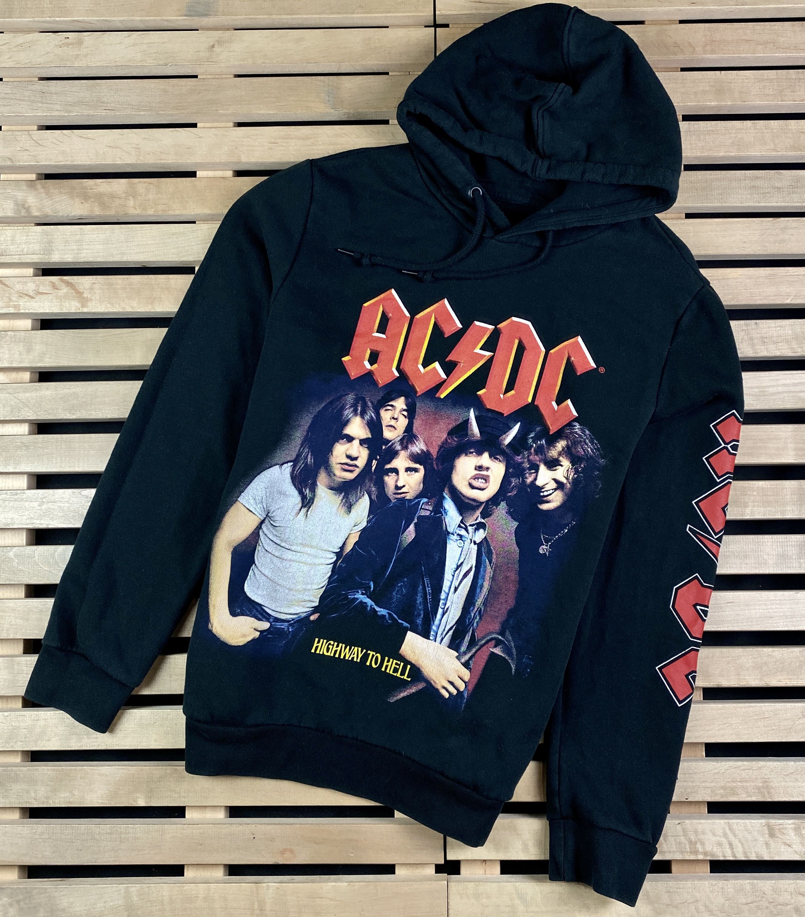 AC/DC × Band Tees × Vintage Men’s Hoodies AC/DC Vintage Big Logo Size M Size US M / EU 48-50 / 2 - 1 Thumbnail