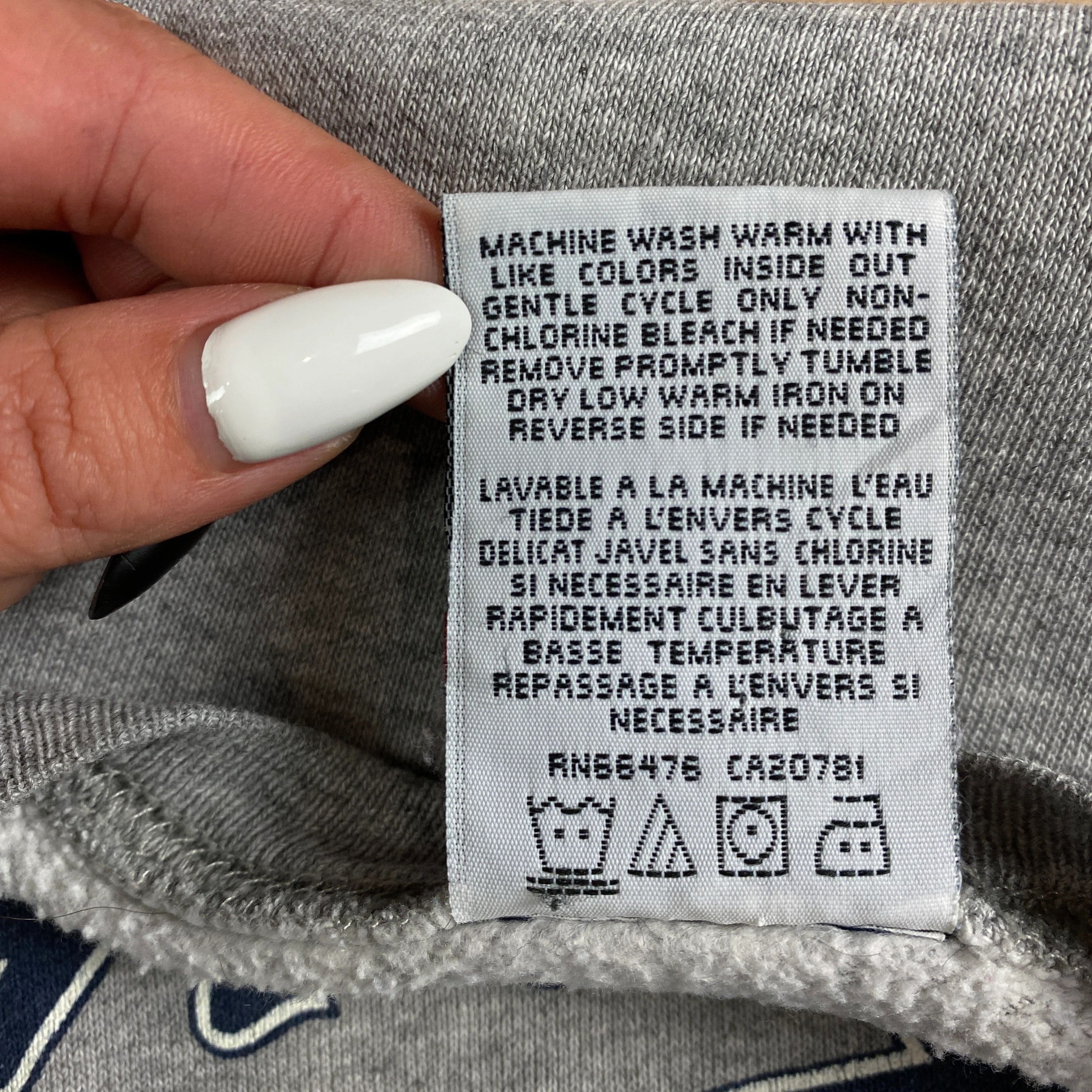 Tommy Hilfiger × Vintage Mens Tommy Hilfiger Vintage Sweatshirt Size M Size US M / EU 48-50 / 2 - 5 Thumbnail