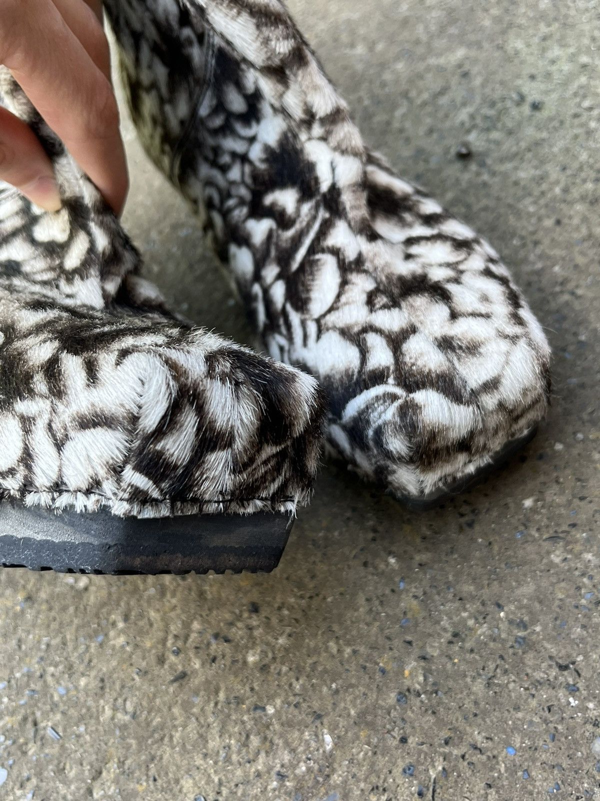 Vintage Amazing Avant Garde Fur Leather Boots Floral y2k Size US 6 / IT 36 - 13 Thumbnail