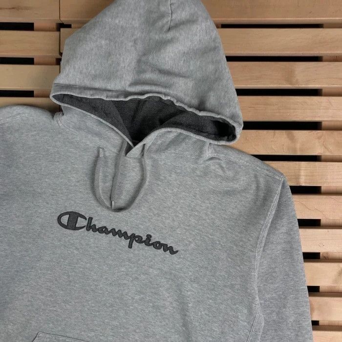 Champion × Vintage Mens Hoodies Champion Big Logo Vintage Size M Size US M / EU 48-50 / 2 - 2 Thumbnail