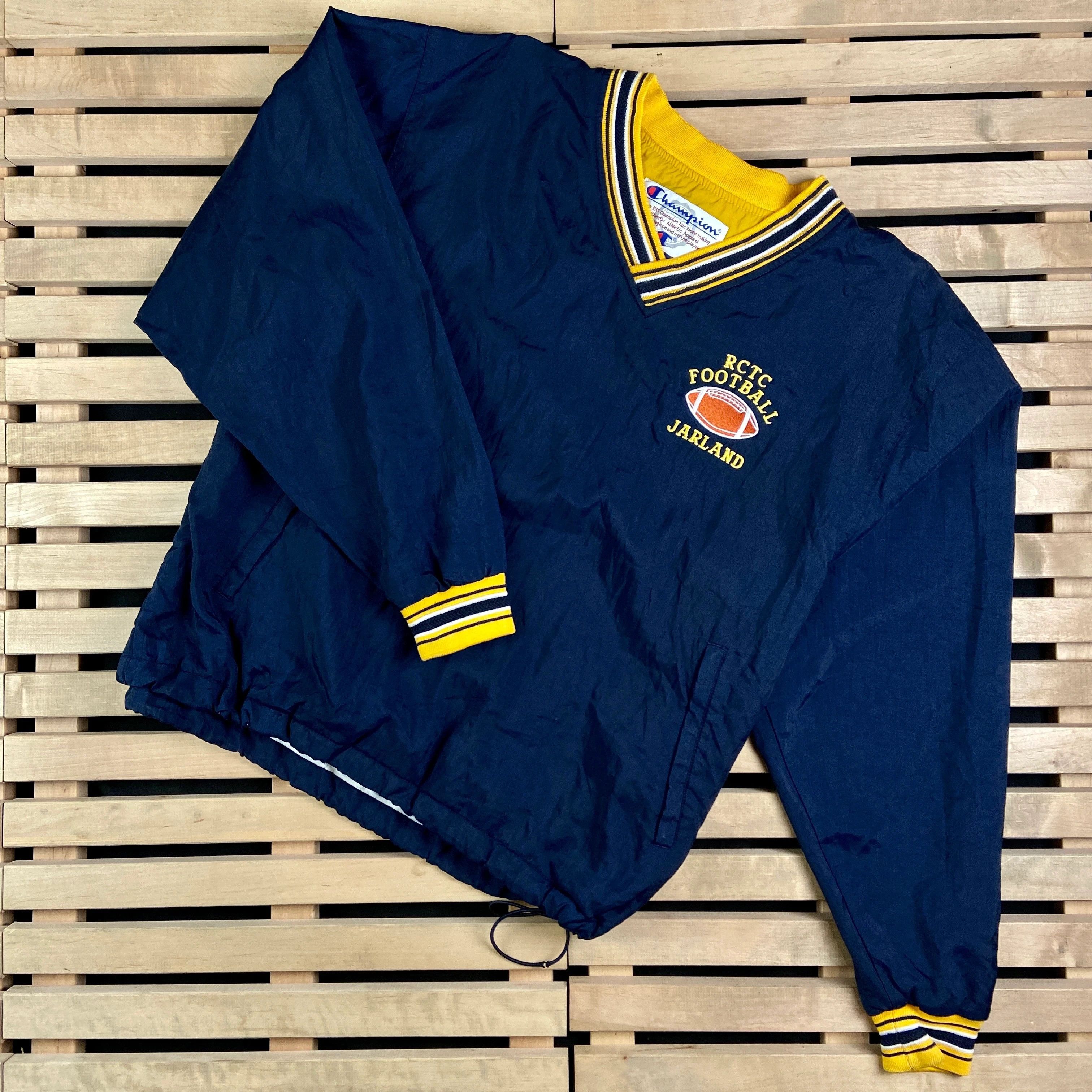 Champion × Vintage Mens Nylon Sweatshirt Champion Vintage V Neck Size M Size US M / EU 48-50 / 2 - 1 Thumbnail