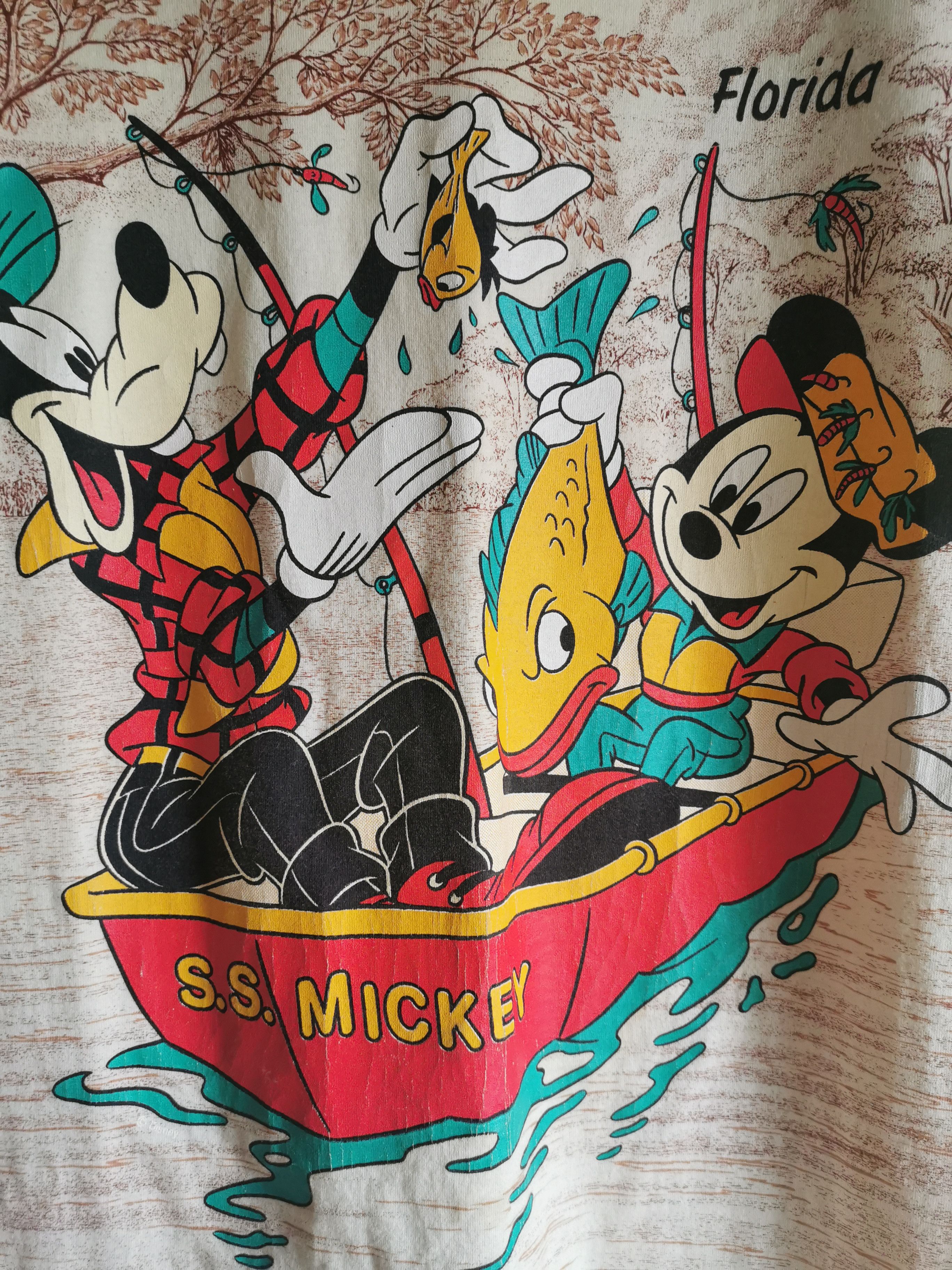Vintage Vintage Mickey mouse all over print tee/shirt new w/o tags Size US L / EU 52-54 / 3 - 2 Thumbnail