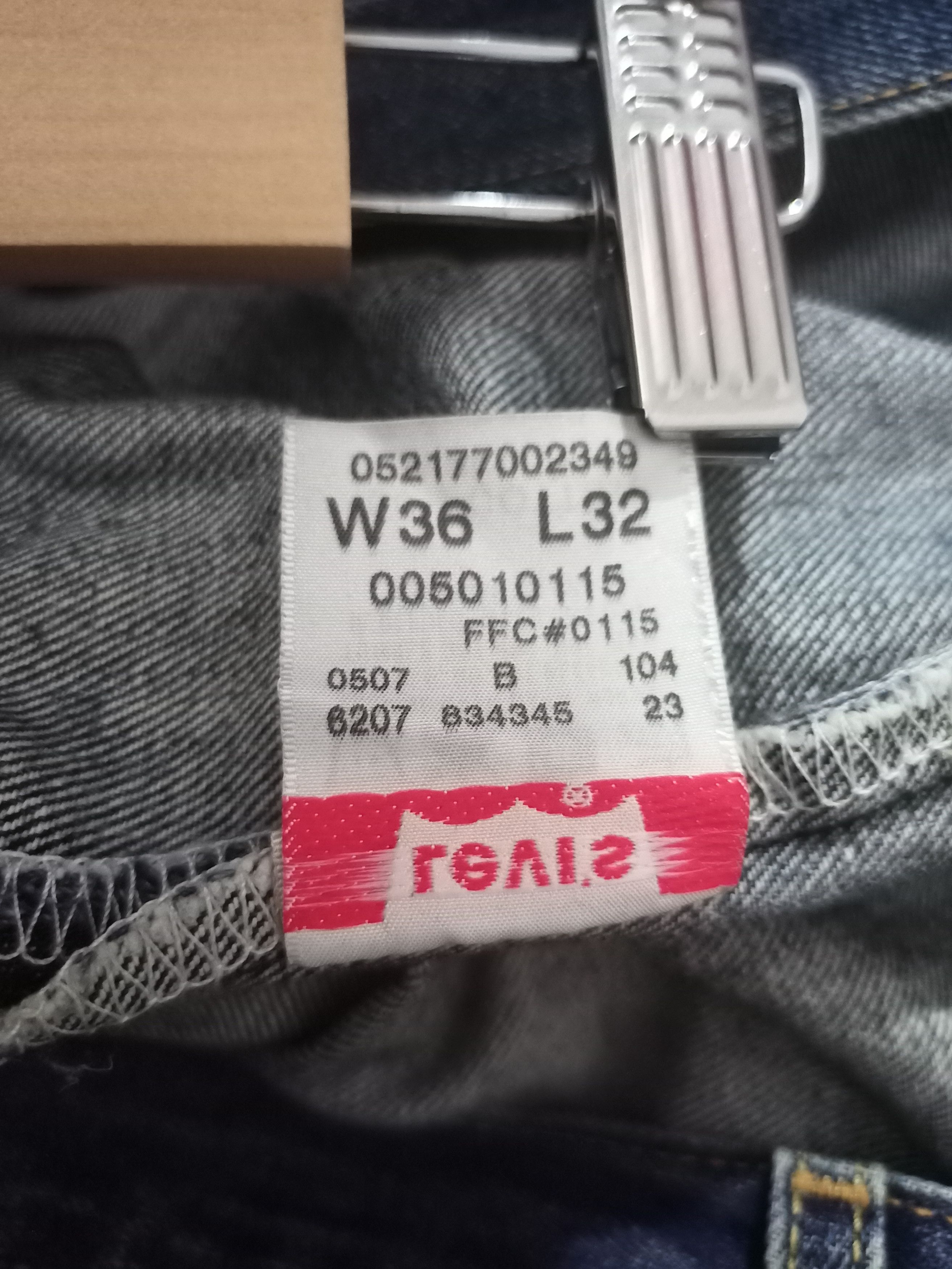 Levi's Vintage Levi's 501 Distressed Jeans Size US 36 / EU 52 - 24 Thumbnail