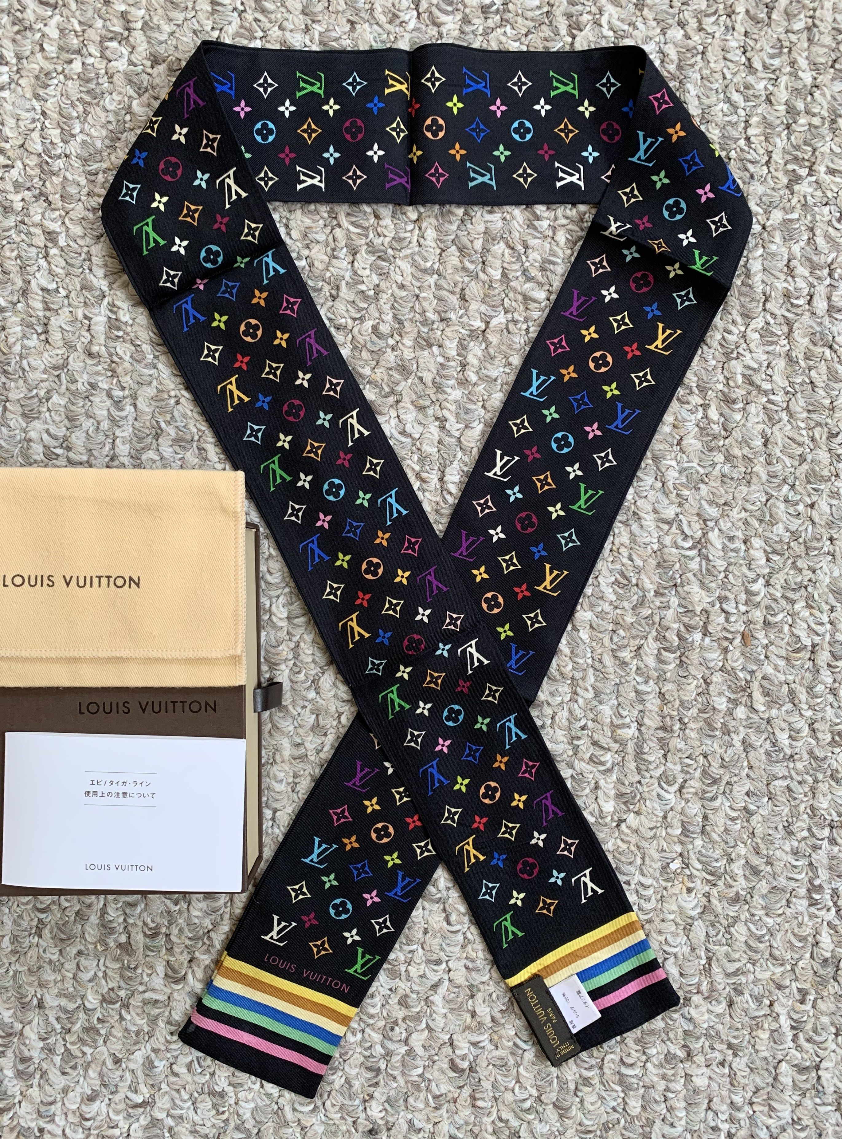 Louis Vuitton × Takashi Murakami S/S 2003 Louis Vuitton Murakami Monogram Silk Scarf Size ONE SIZE - 4 Thumbnail
