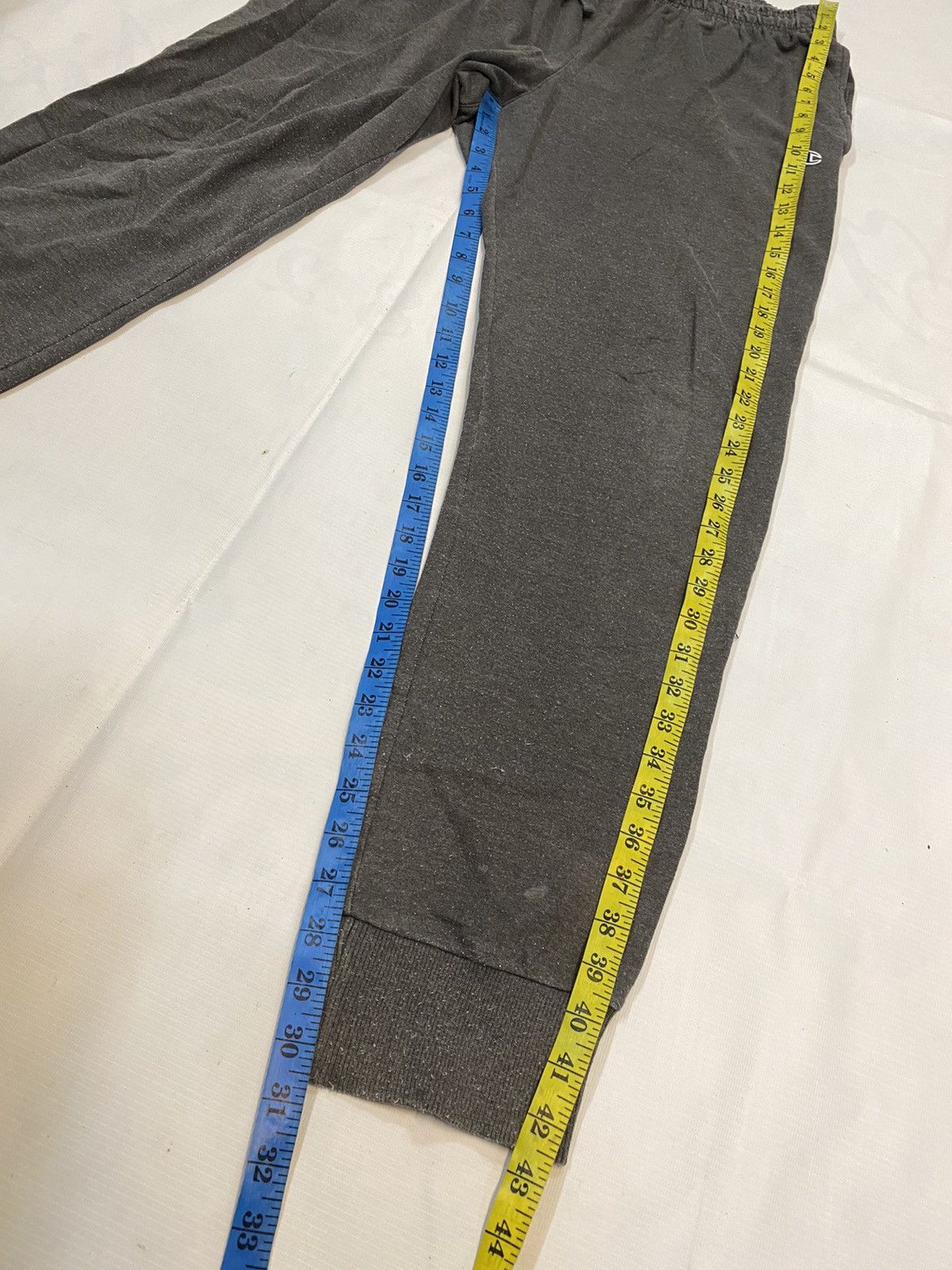 Champion × Vintage Vintage Champion Jogger Pant Size US 33 - 11 Thumbnail