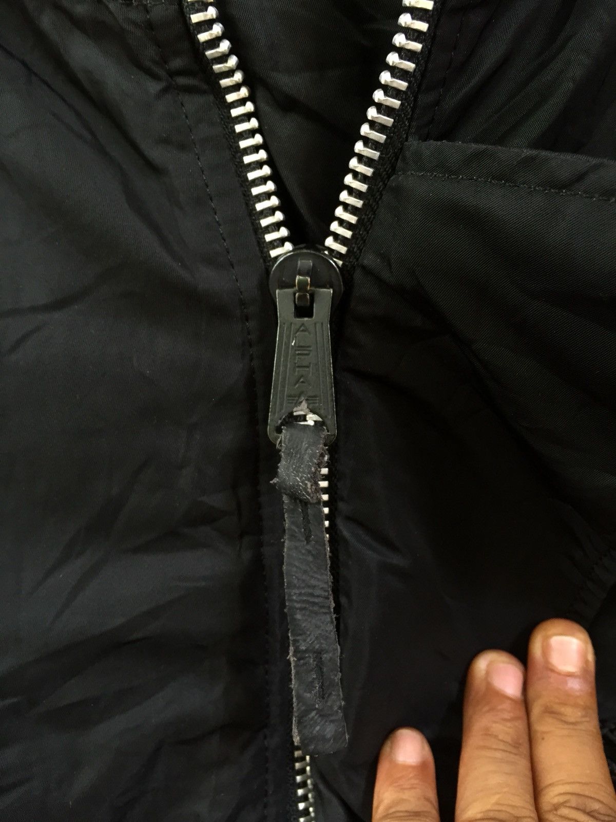 Alpha Industries × Vintage ALPHA INDUSTRIAL MILITARY B-3 PILOT JACKET Size US L / EU 52-54 / 3 - 12 Thumbnail
