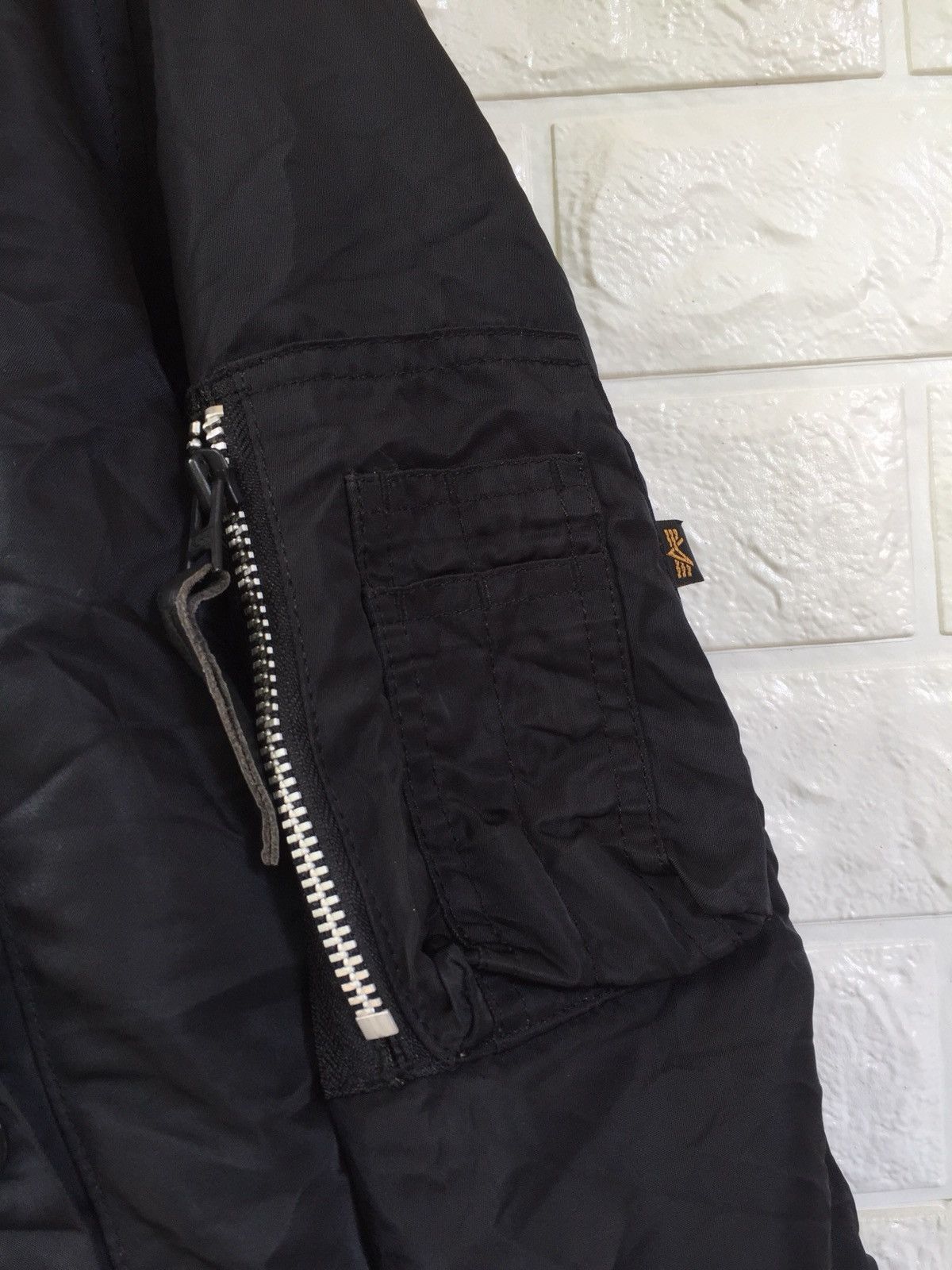 Alpha Industries × Vintage ALPHA INDUSTRIAL MILITARY B-3 PILOT JACKET Size US L / EU 52-54 / 3 - 6 Thumbnail