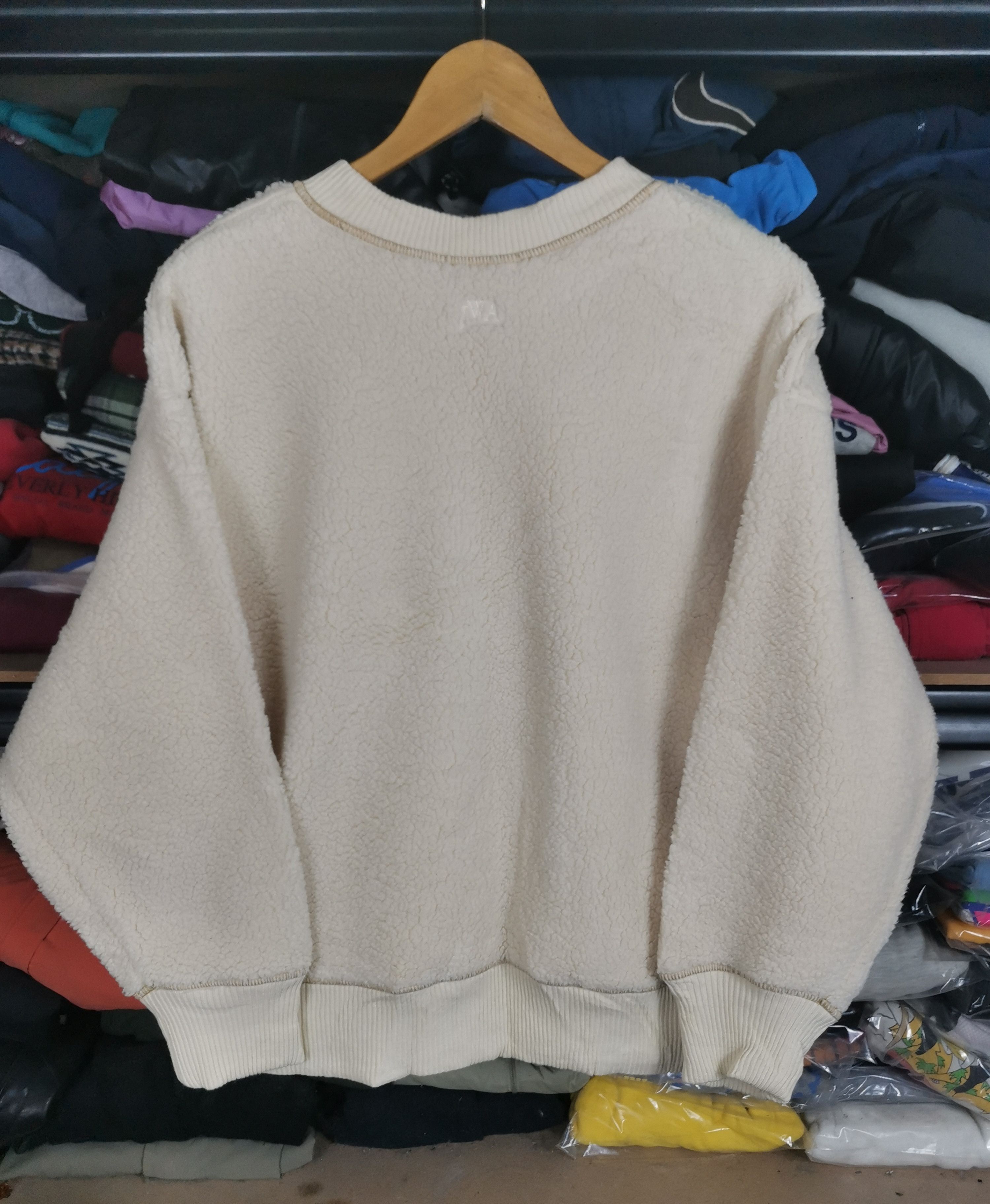 JW Anderson Uniqlo J.W.Anderson Sherpa Sweatshirt Size US M / EU 48-50 / 2 - 2 Thumbnail