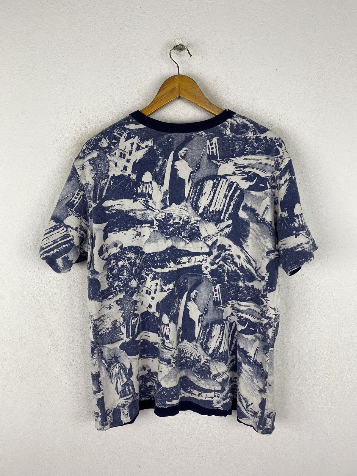 Beams Plus × Japanese Brand × Vintage BEAMS FULLPRINTS VINTAGE MOTIS DESIGN SHIRTS Size US M / EU 48-50 / 2 - 5 Thumbnail