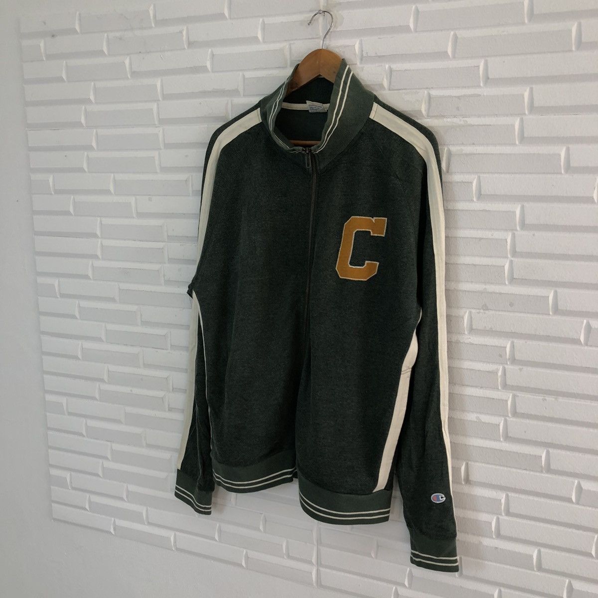 Champion VINTAGE CHAMPION SPORTSWEAR BIG LOGO Size US XL / EU 56 / 4 - 2 Thumbnail