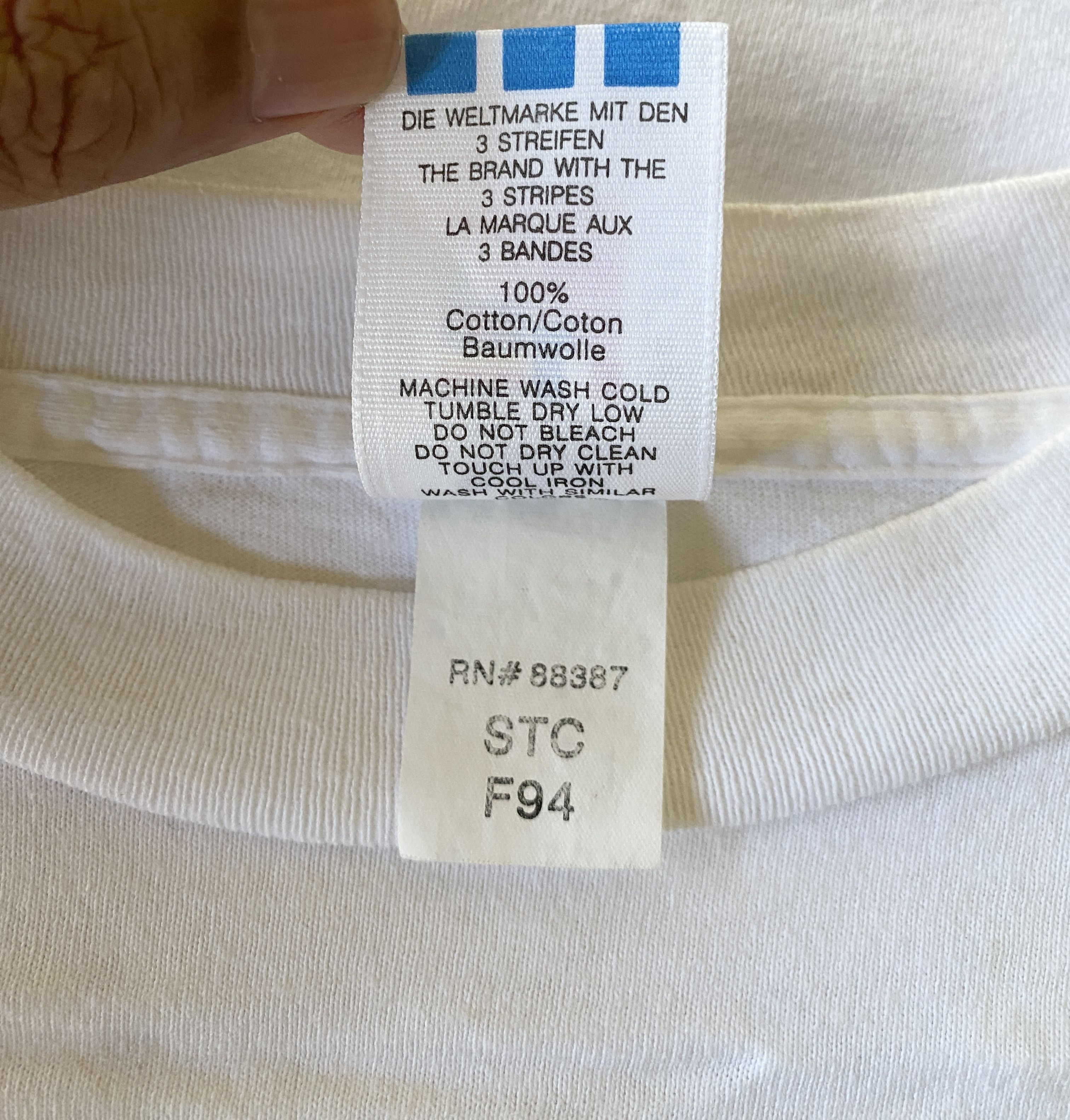 Vintage VINTAGE ADIDAS TRIFOIL PRINT T SHIRT Size US M / EU 48-50 / 2 - 7 Thumbnail