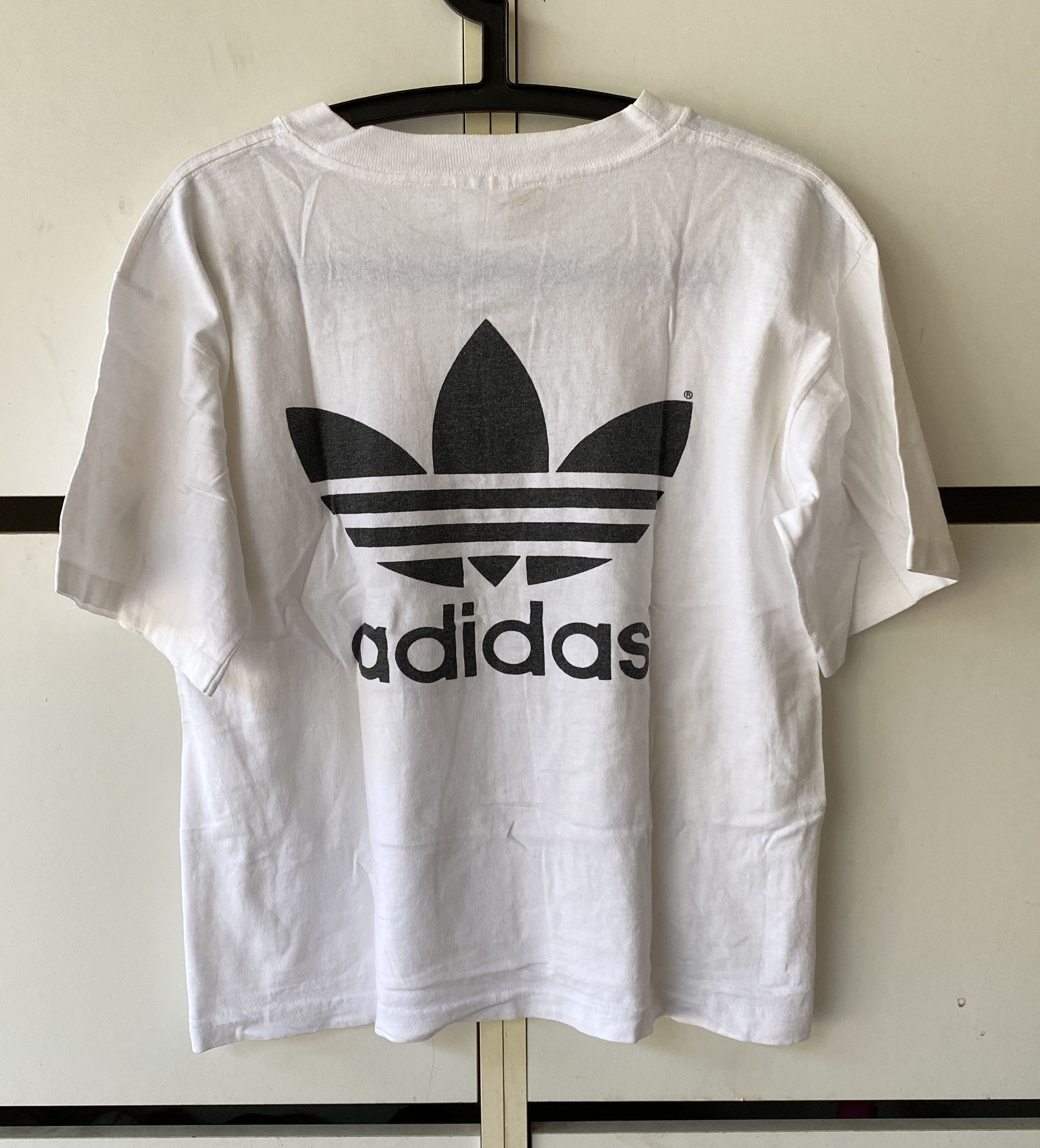 Vintage VINTAGE ADIDAS TRIFOIL PRINT T SHIRT Size US M / EU 48-50 / 2 - 3 Thumbnail
