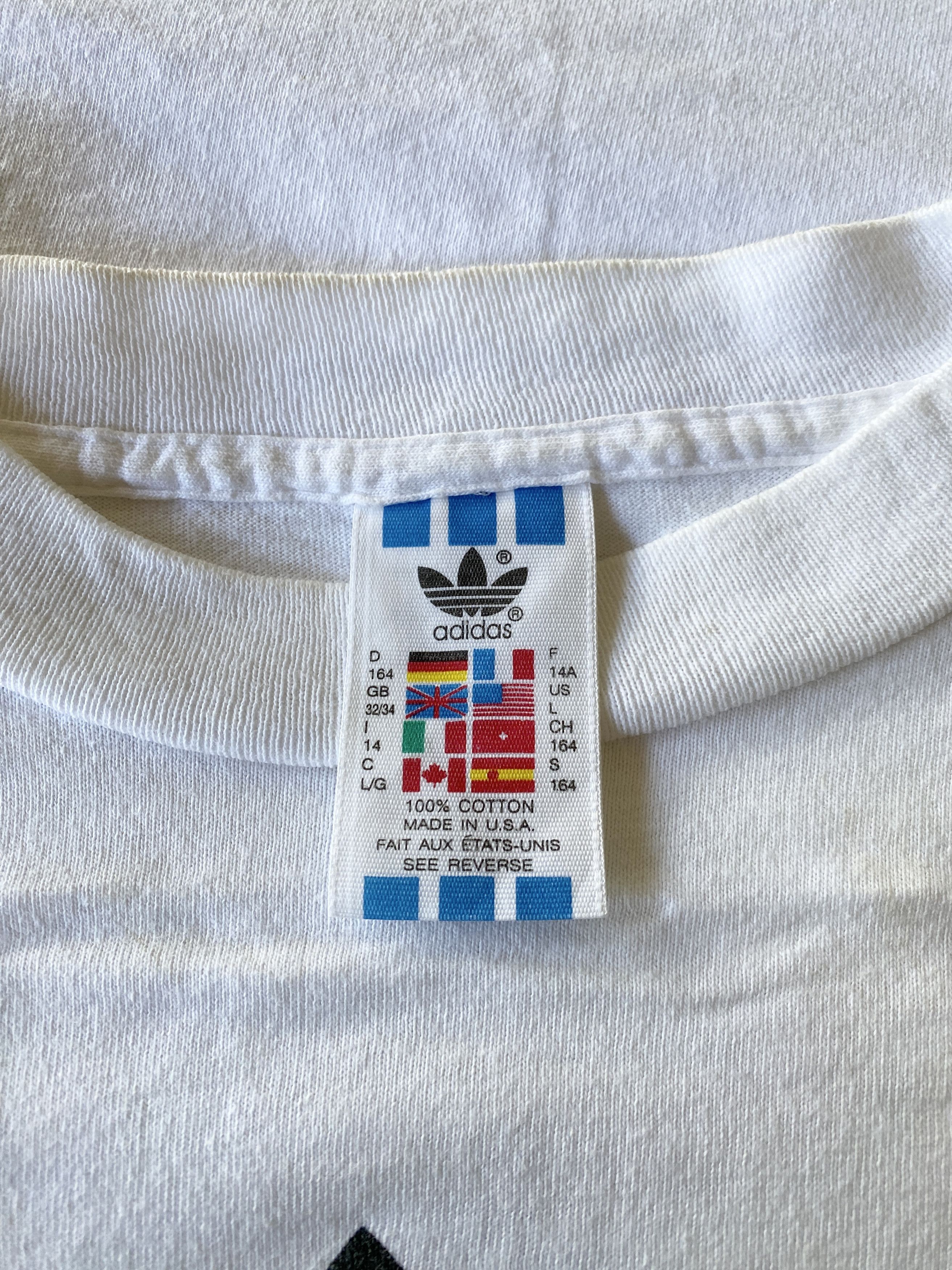 Vintage VINTAGE ADIDAS TRIFOIL PRINT T SHIRT Size US M / EU 48-50 / 2 - 6 Thumbnail