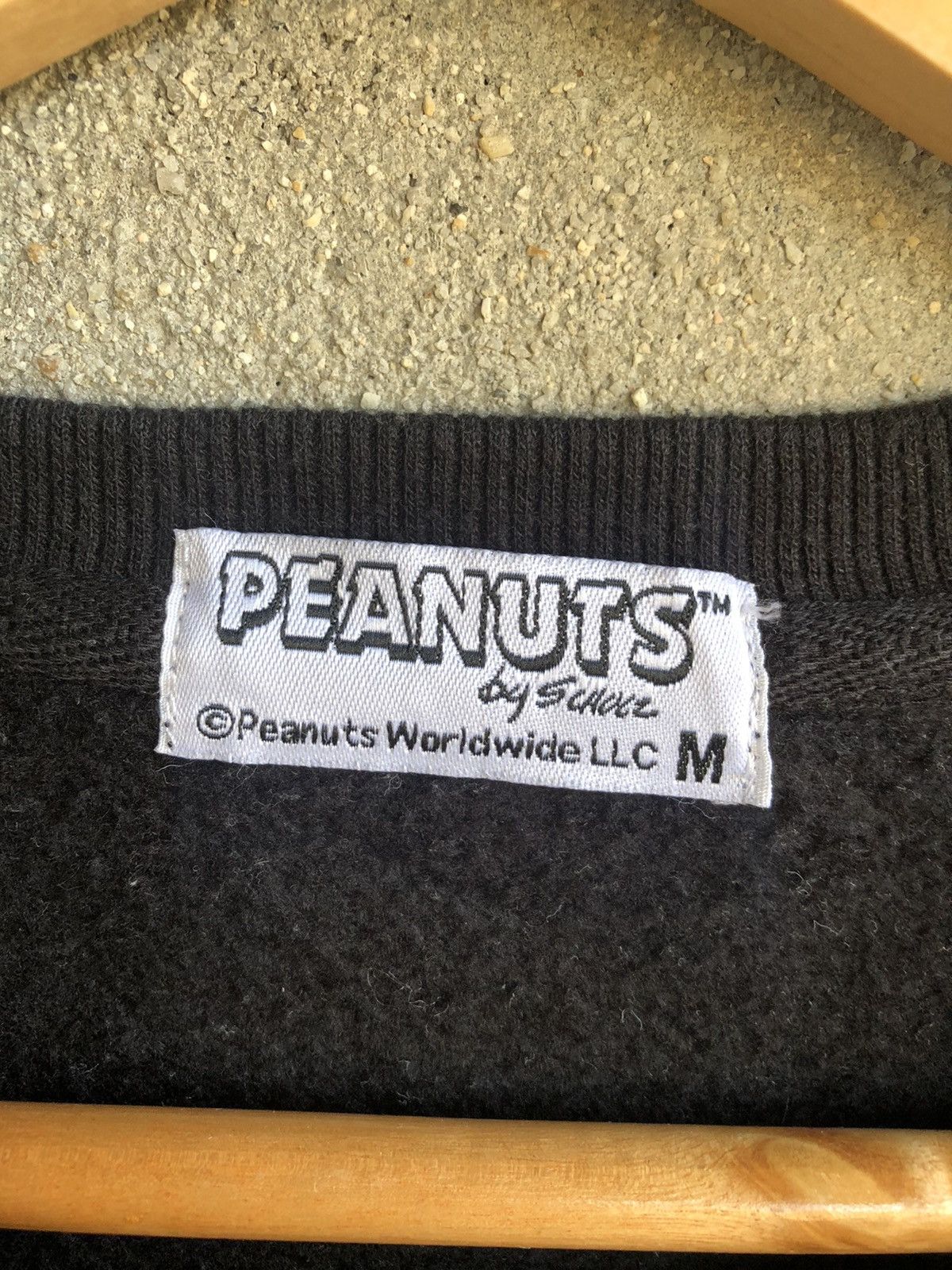 Cartoon Network PEANUTS snoopy big print crewneck sweatshirt Size US M / EU 48-50 / 2 - 5 Thumbnail