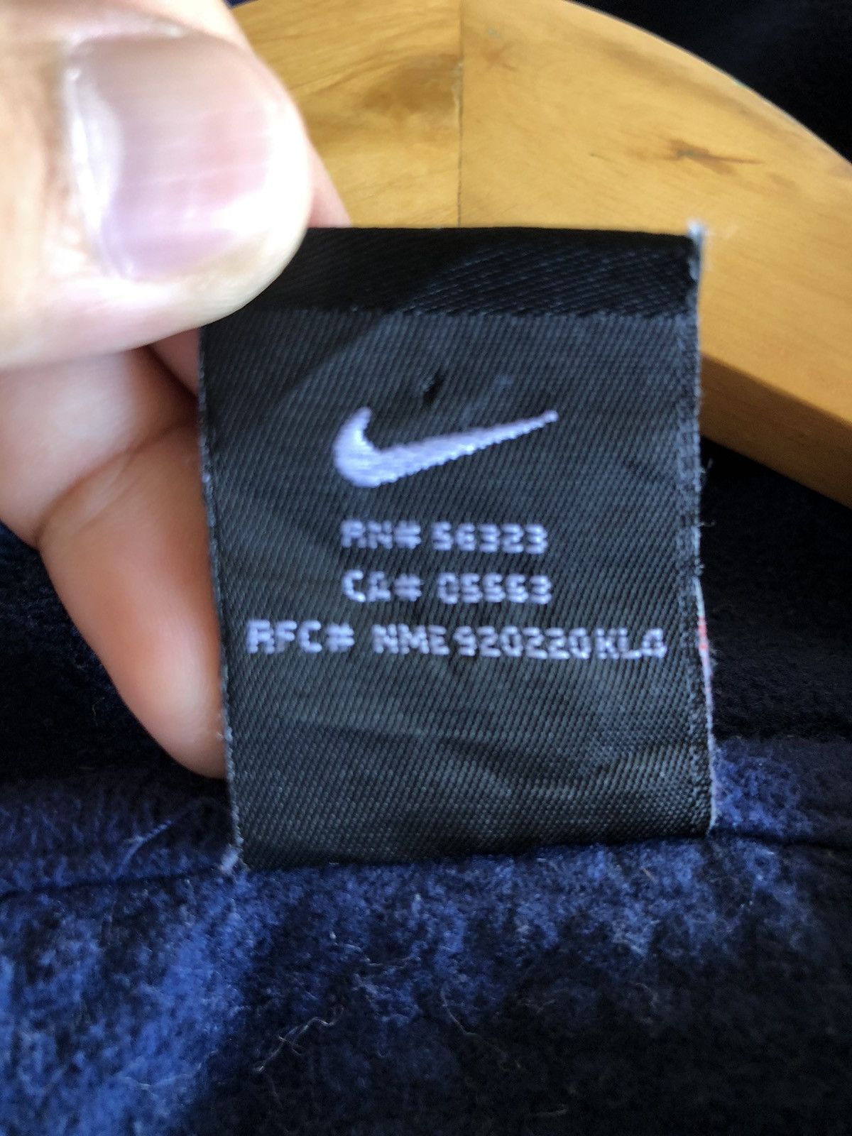 Vintage Vintage NIKE TEAM Girls Basketball half zipper Size US M / EU 48-50 / 2 - 6 Thumbnail