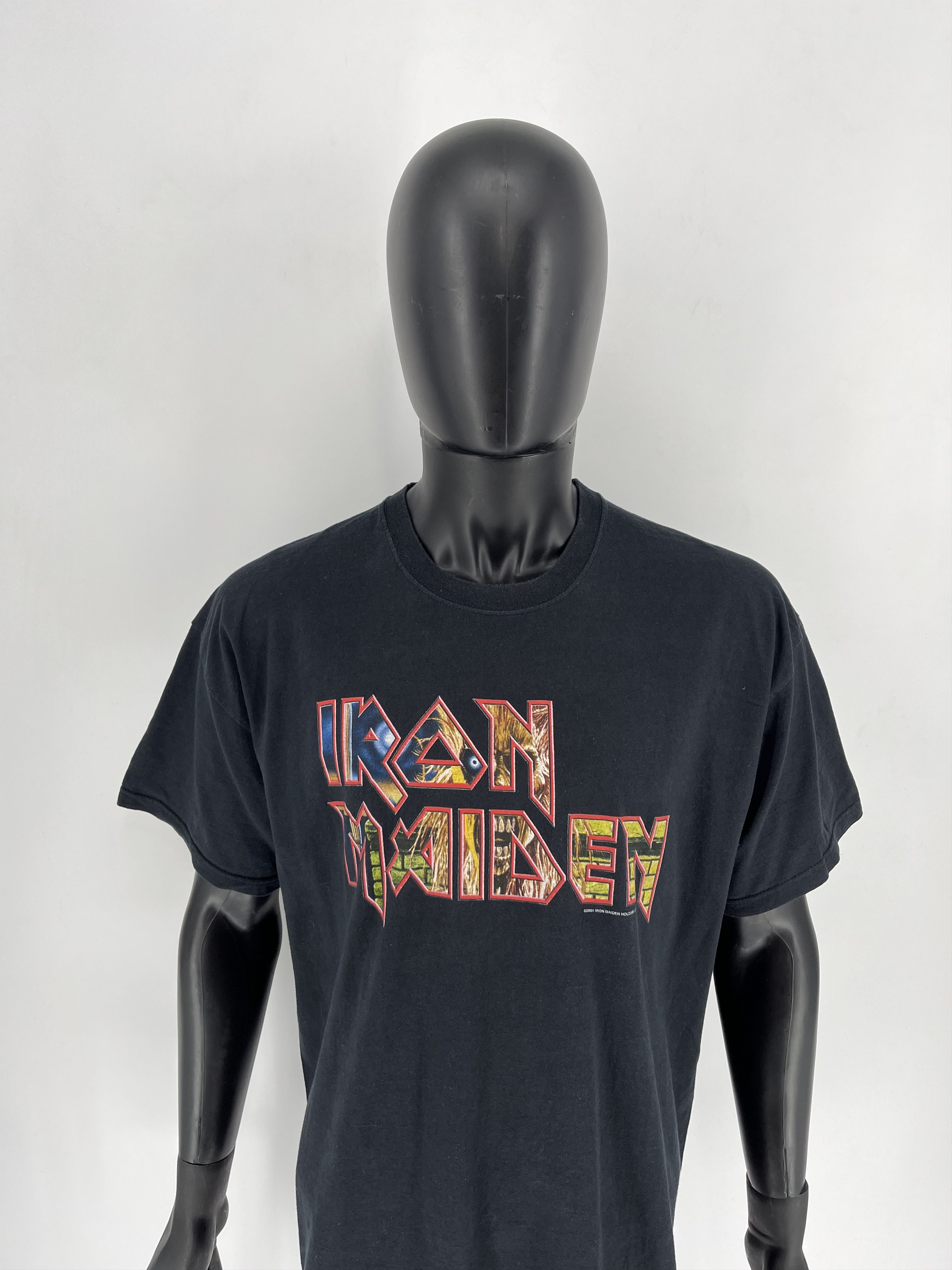 Iron Maiden × Vintage Vintage 2004 Iron Maiden t shirt black big logo y2k Size US XL / EU 56 / 4 - 4 Thumbnail