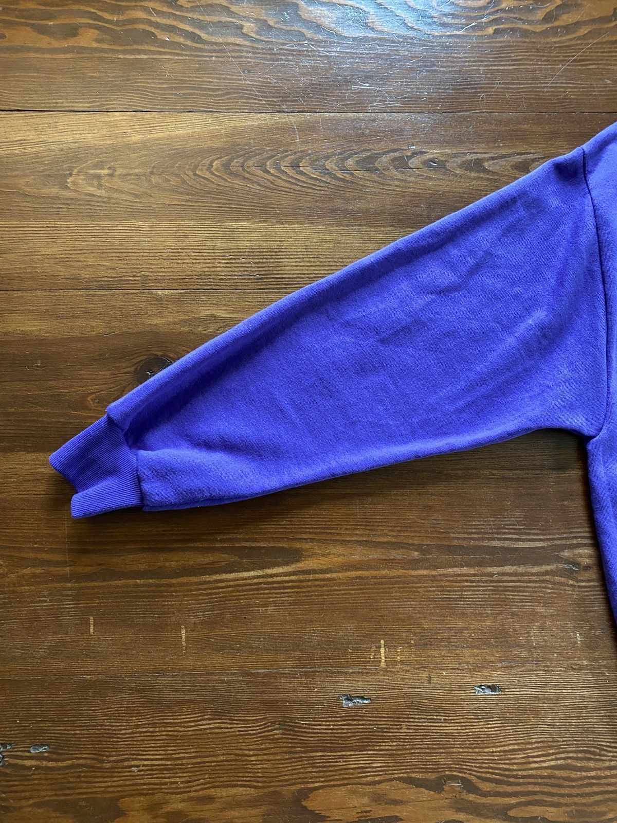 Vintage Vintage 90’s Bald Eagle Big Image Purple Crewneck Sweatshirt Size US L / EU 52-54 / 3 - 11 Thumbnail