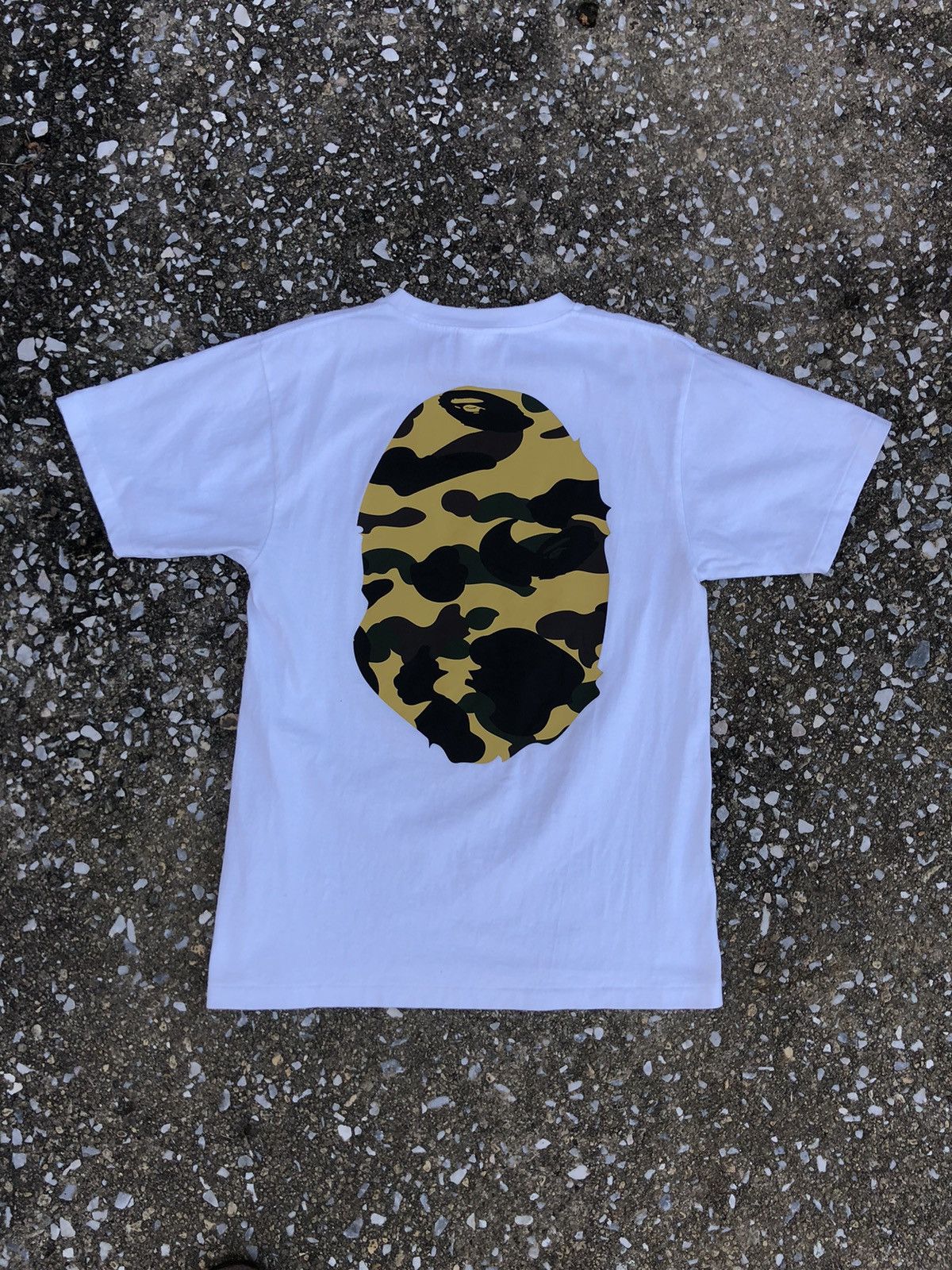Bape 1ST CAMO BIG APE HEAD TEE Size US S / EU 44-46 / 1 - 5 Thumbnail