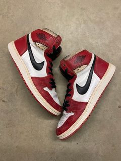 DRAW CLOSES TOMORROW!!! Win FREE 1985 Air Jordan 1 Chicago OG Sneakers!! To  enter: 1 . Download Ezze Live App and sign up via the '1985…