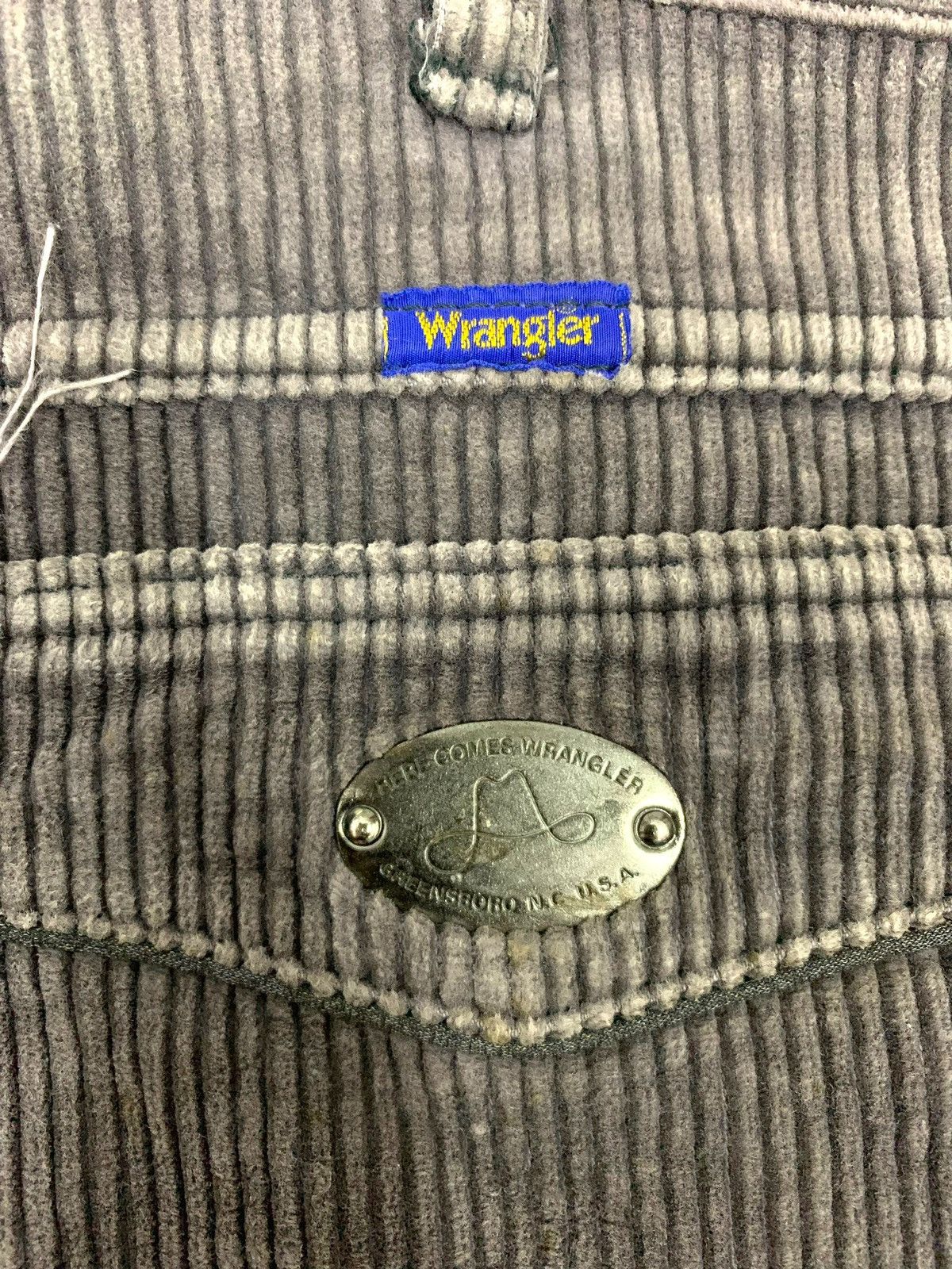 Wrangler Vintage 90s Wrangler Corduroy Casual Pant Size US 31 - 6 Thumbnail