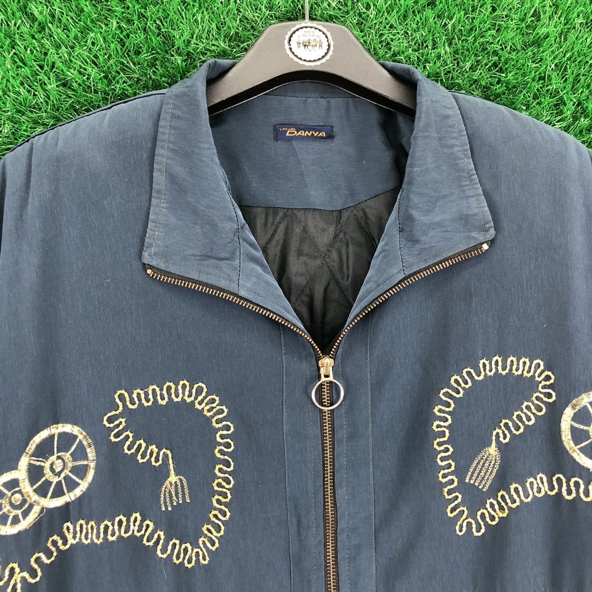 Vintage Vintage 90's Two Toned Embroidery Zipper Jacket by Danya Size US L / EU 52-54 / 3 - 7 Thumbnail