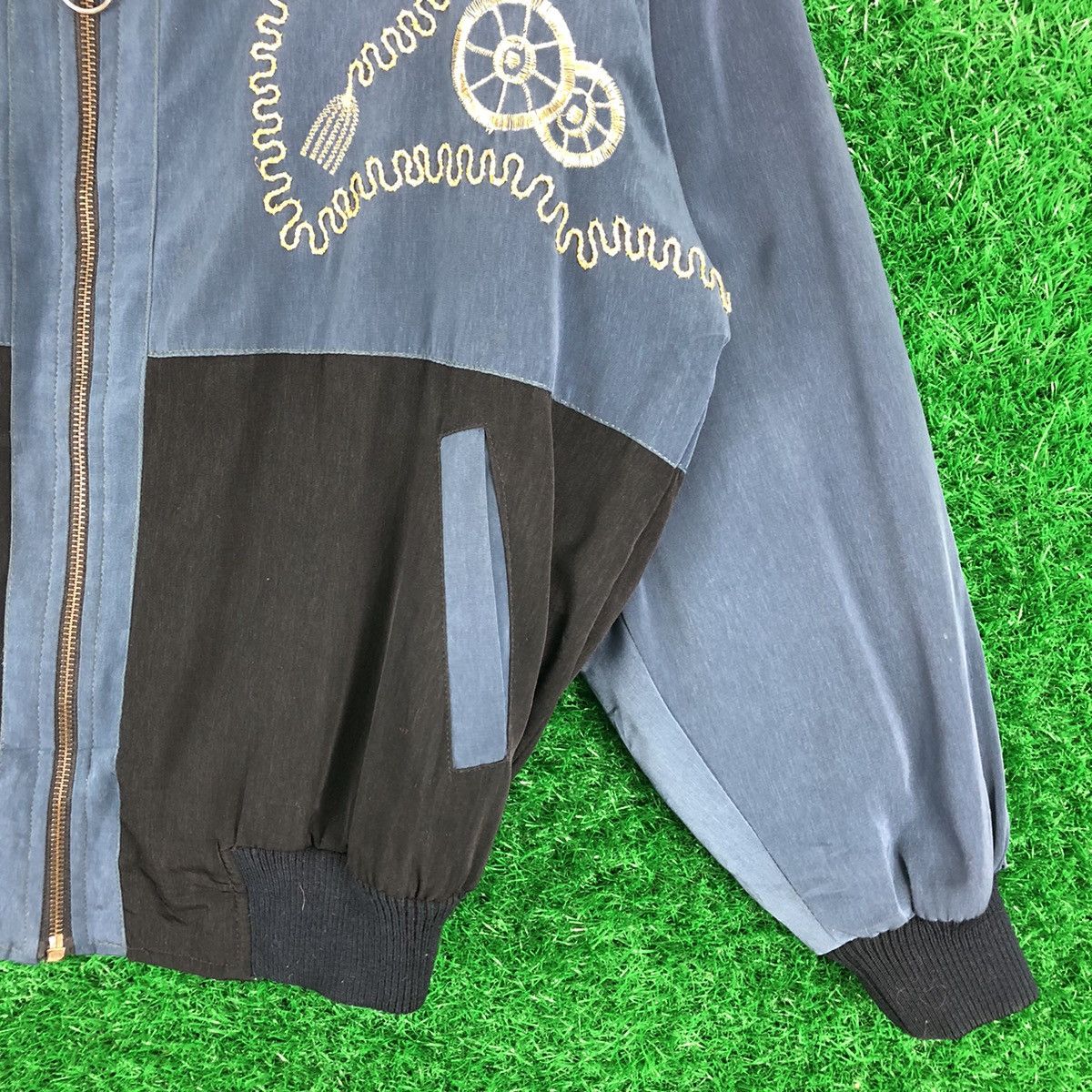 Vintage Vintage 90's Two Toned Embroidery Zipper Jacket by Danya Size US L / EU 52-54 / 3 - 3 Thumbnail