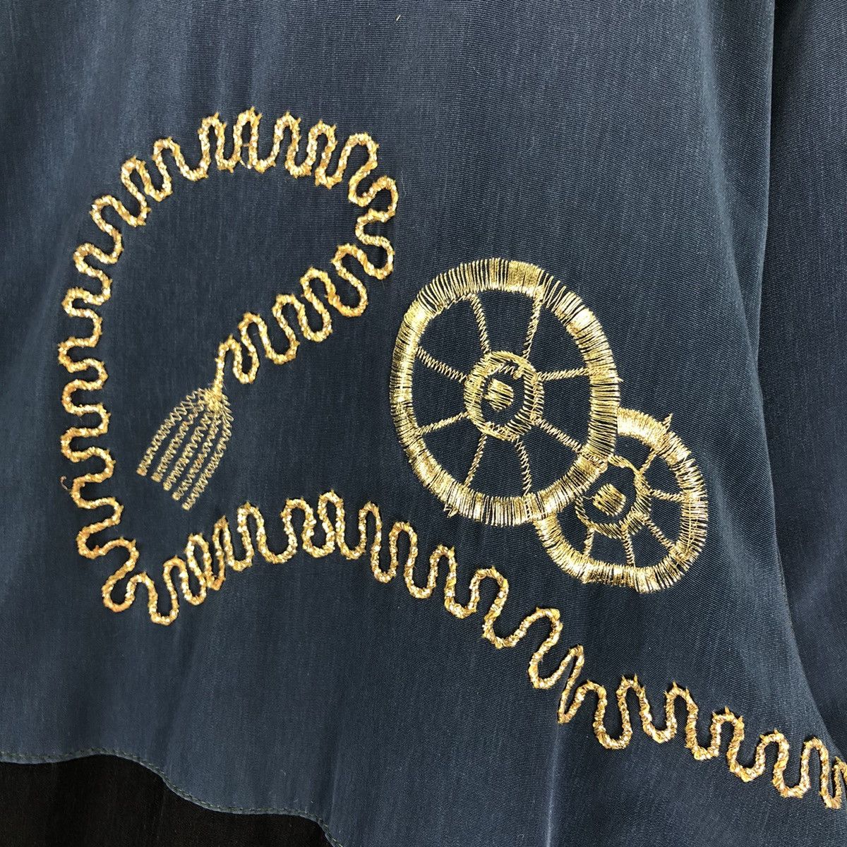 Vintage Vintage 90's Two Toned Embroidery Zipper Jacket by Danya Size US L / EU 52-54 / 3 - 8 Thumbnail