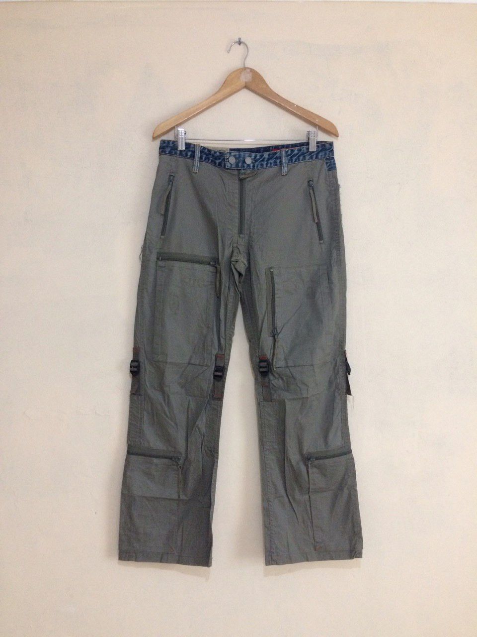 Japanese Brand Tough Jeans Smith Reconstructed Cargo Pants Size US 32 / EU 48 - 1 Thumbnail