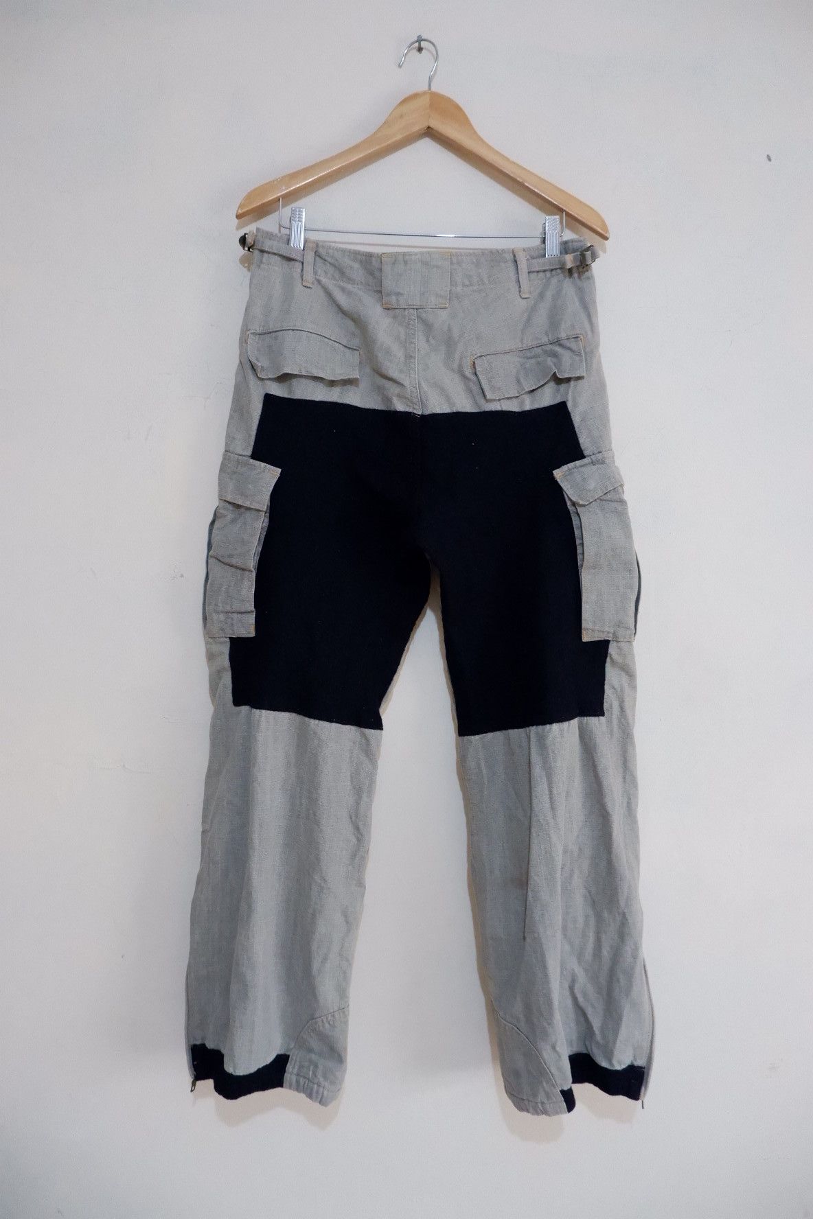 Japanese Brand Fw2004 Revolver Military Cargo Pants Size US 33 - 1 Thumbnail