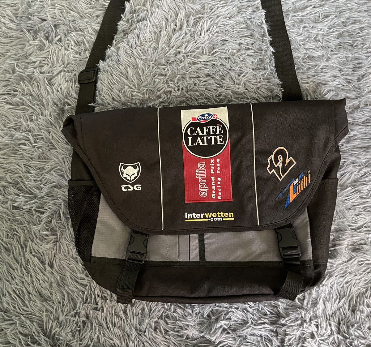 Vintage Aprilia grand prix Racing team official messenger bag Y2K Size ONE SIZE - 2 Thumbnail
