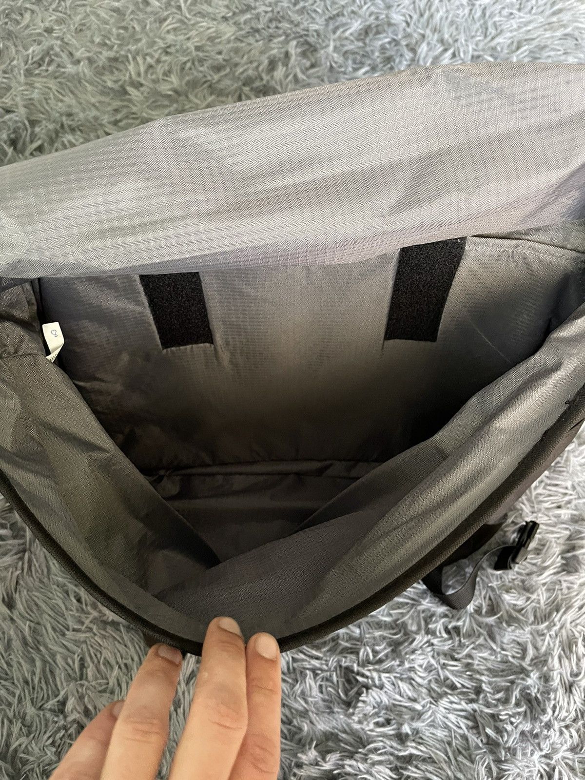 Vintage Aprilia grand prix Racing team official messenger bag Y2K Size ONE SIZE - 8 Thumbnail