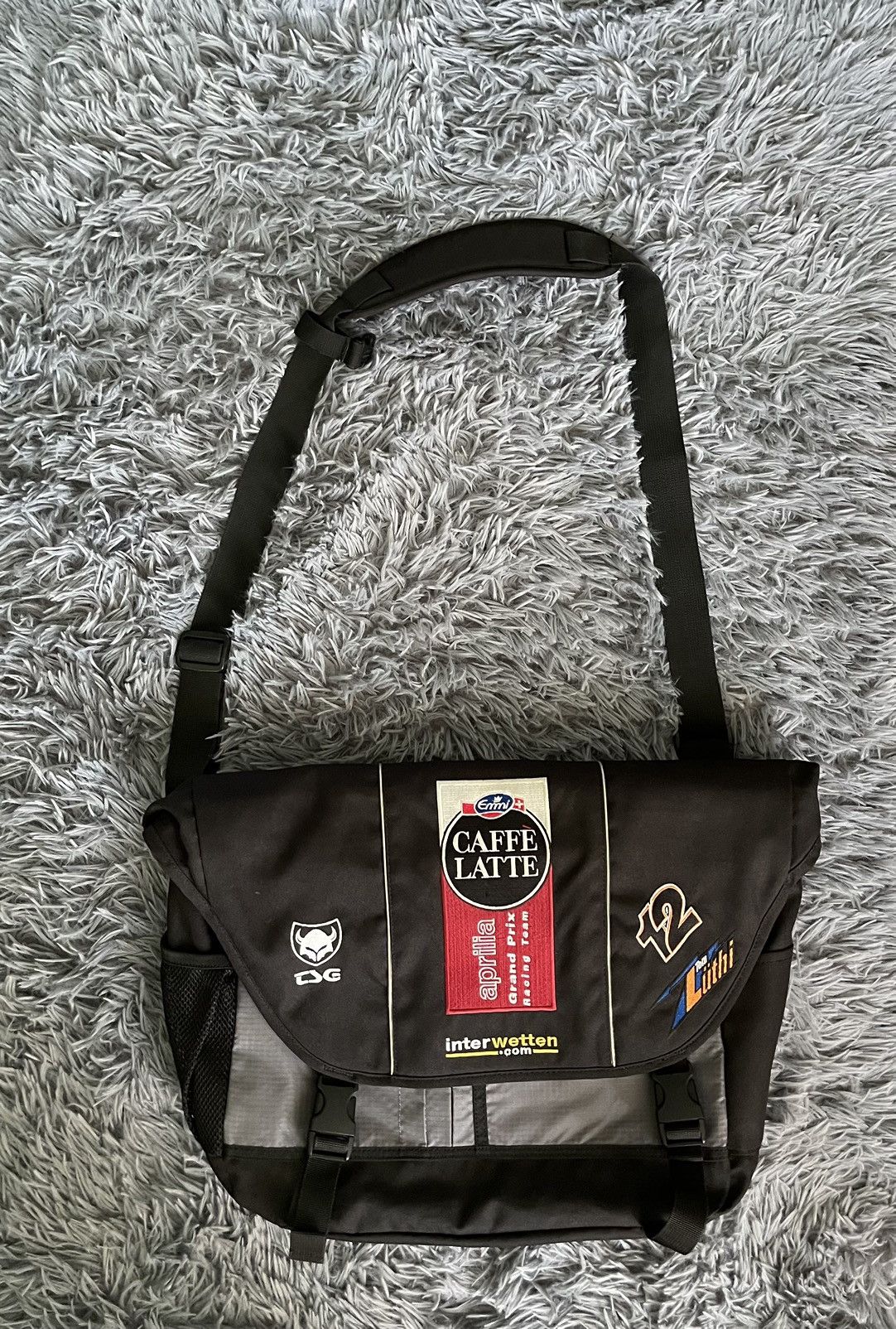 Vintage Aprilia grand prix Racing team official messenger bag Y2K Size ONE SIZE - 1 Thumbnail