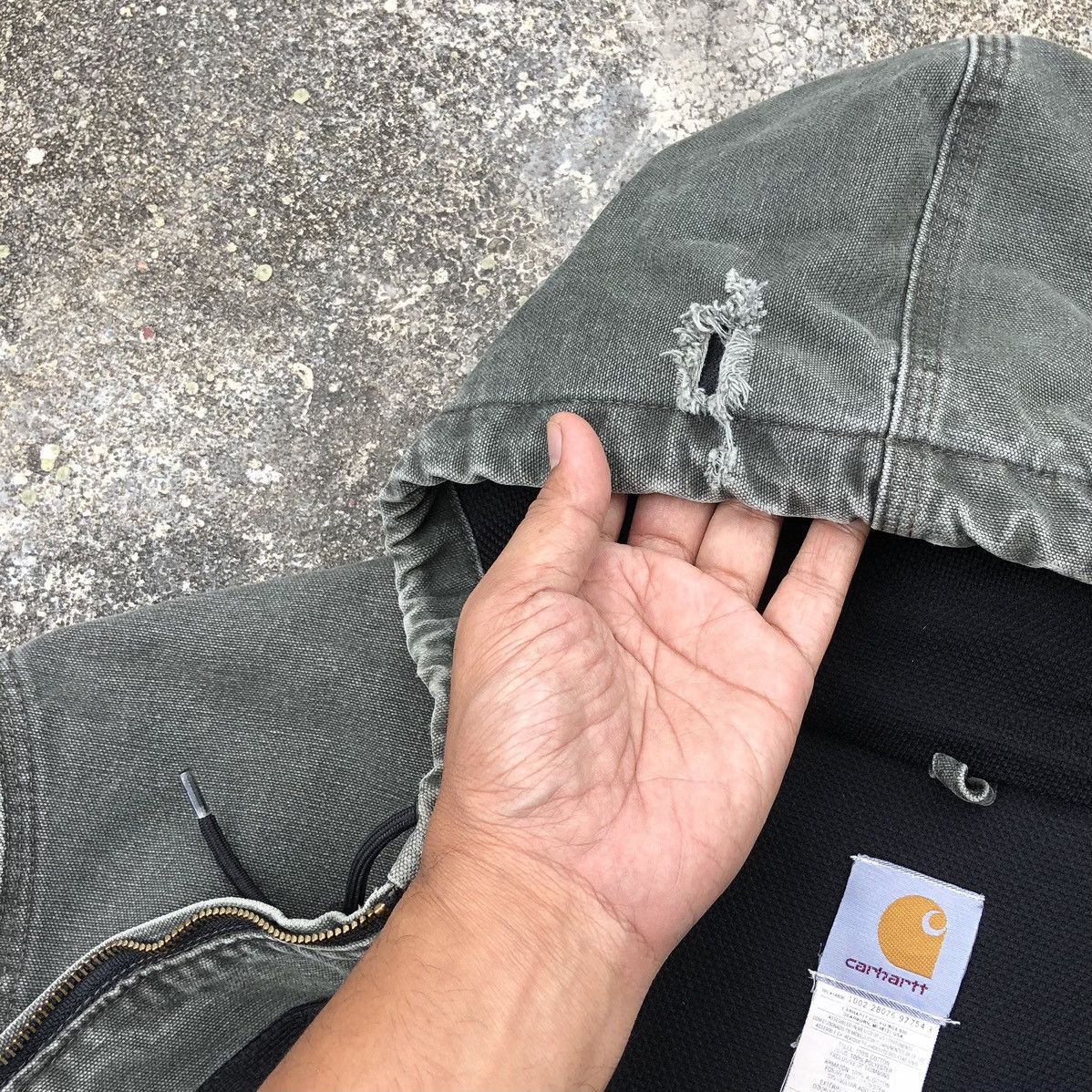 Carhartt Vintage Carhatt Distressed Denim hoodie Jacket Size US XXL / EU 58 / 5 - 16 Thumbnail