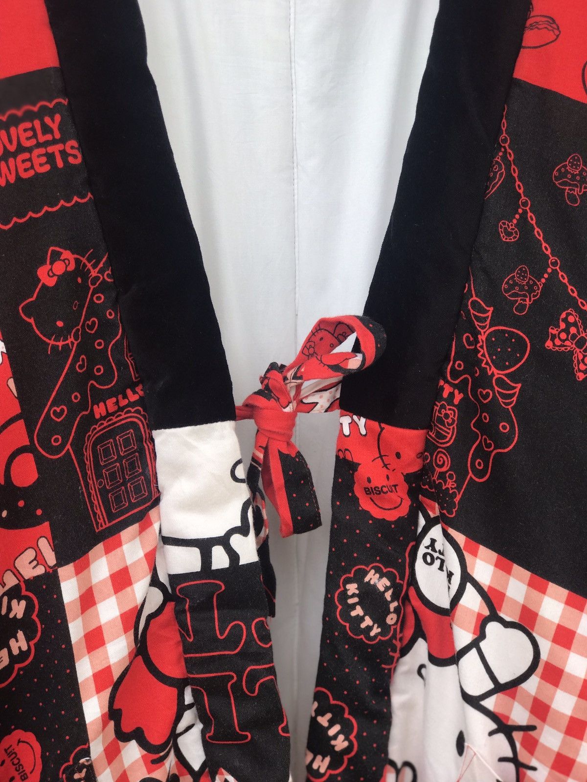 Japanese Brand Kimono Hello Kitty Jacket Winter Full Print Size US L / EU 52-54 / 3 - 3 Thumbnail