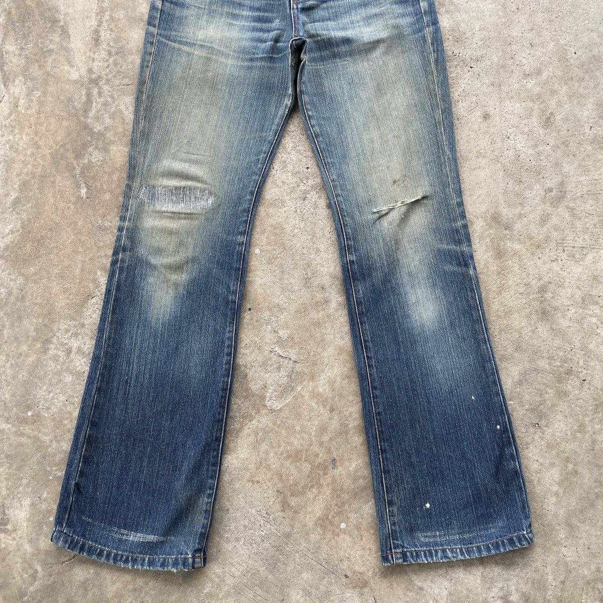Japanese Brand × Vintage Japanese Vintage Faded Rusty Distressed FLARED Jeans Pants Size US 30 / EU 46 - 4 Thumbnail