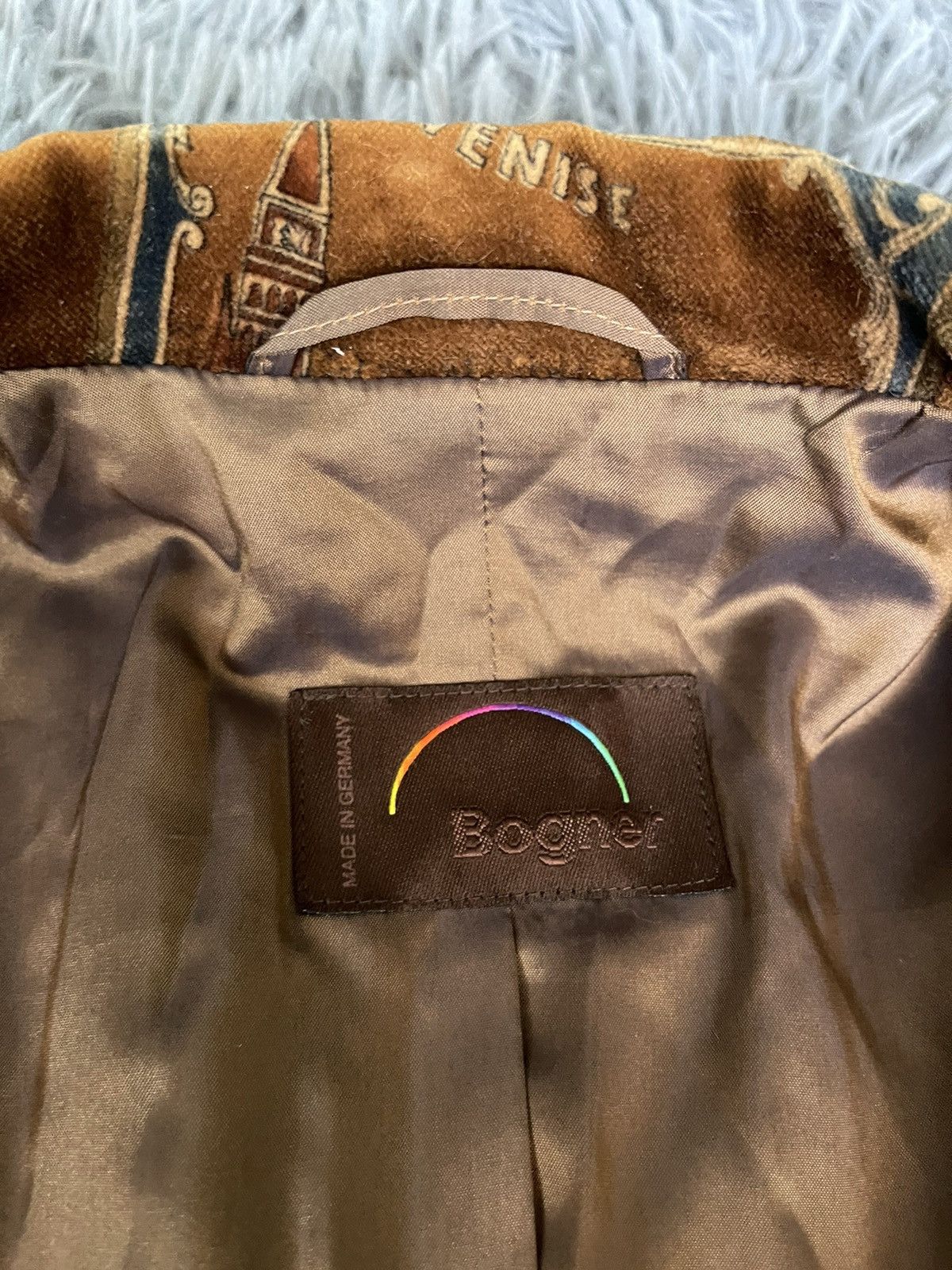 Bogner × Vintage Bogner 80s vintage velour printed blazer Size L / US 10 / IT 46 - 9 Thumbnail